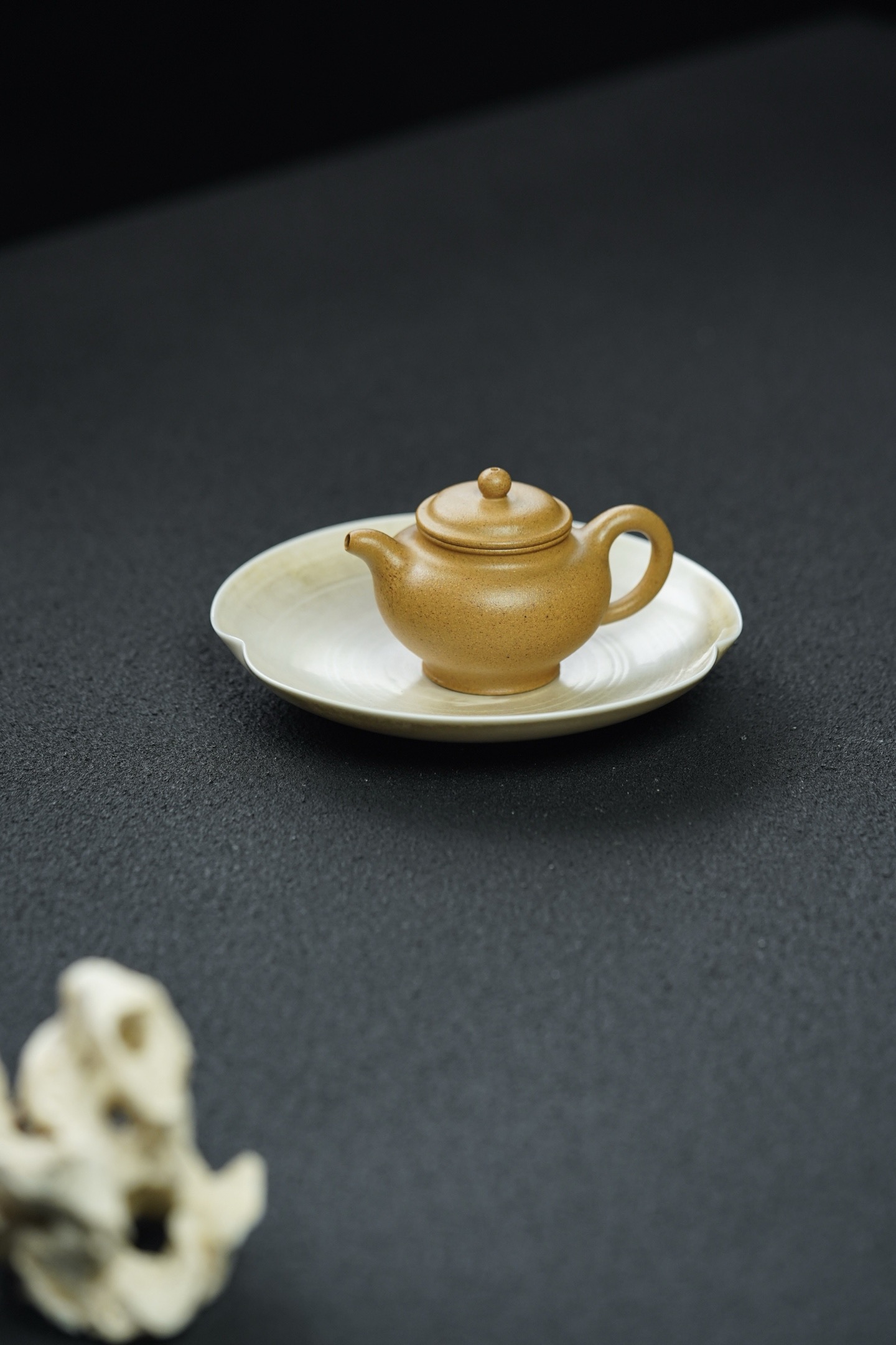 Mini Duozhi Teapot – Affordable Artisan Piece for Tea Enthusiasts (100cc)