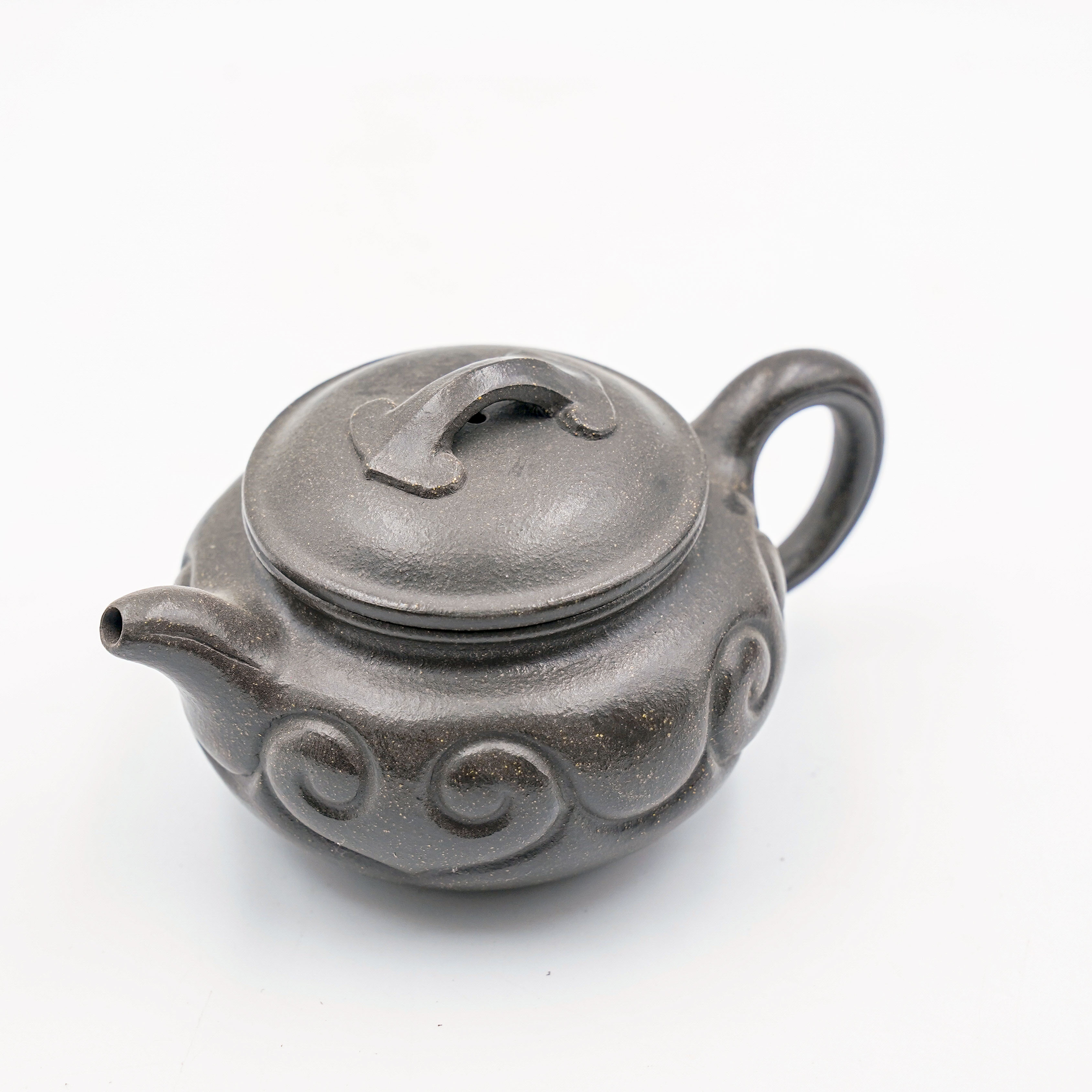Handcrafted Yixing Qingduan Clay Ruyi Fanggu Teapot
