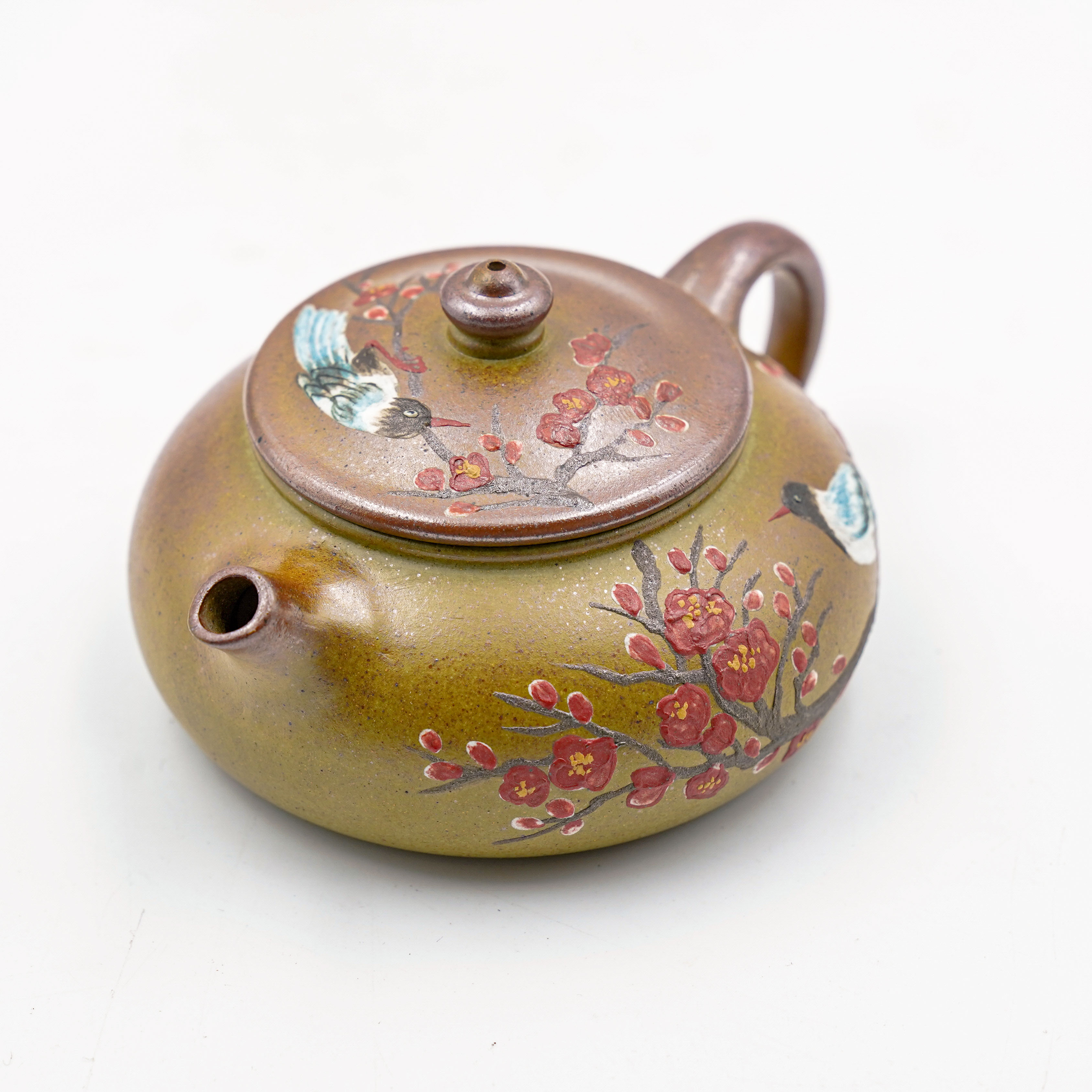 Handcrafted Yixing Zisha Hanjiang Teapot, Finish with Mud-Painted Winter River Motif