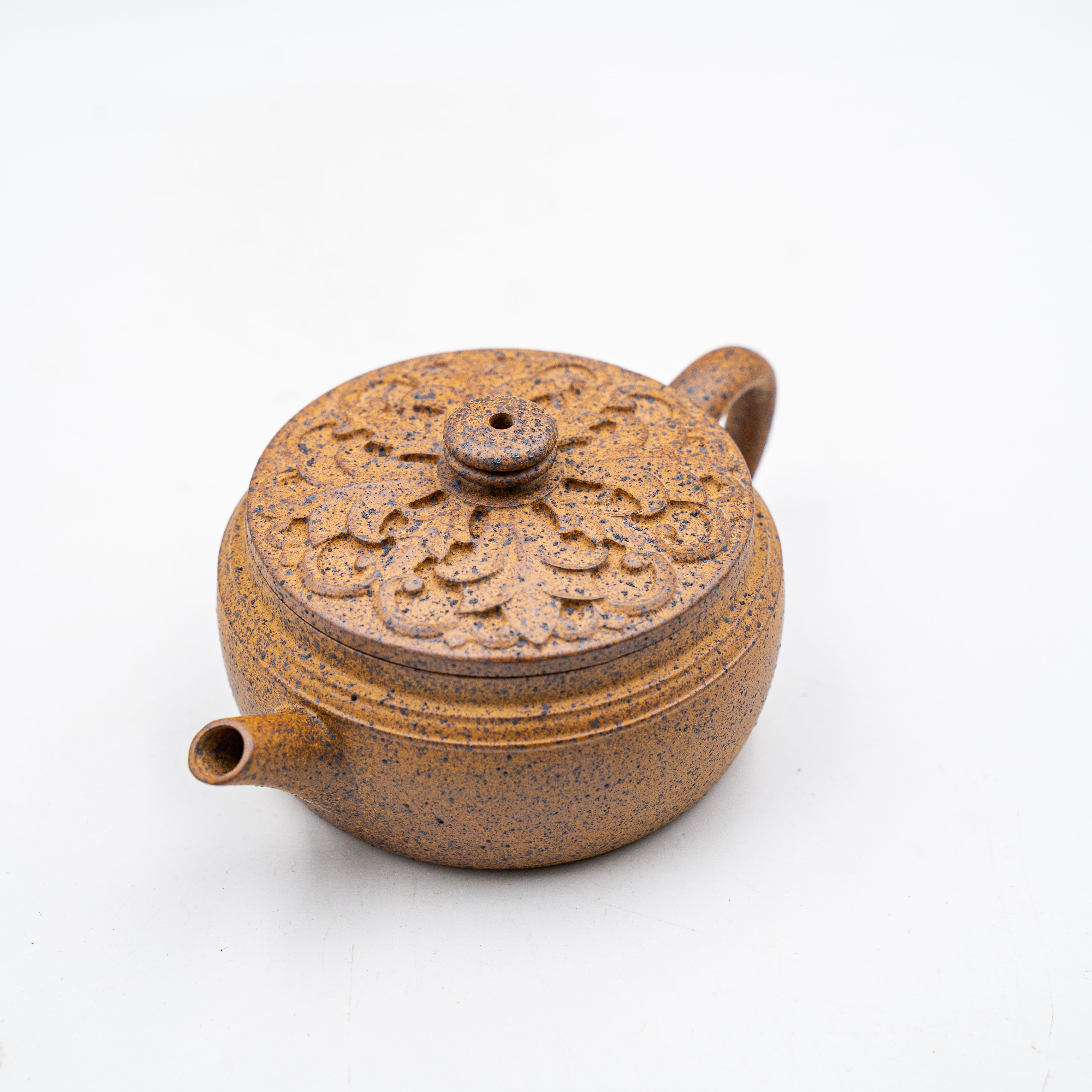 Handcrafted Yixing Zisha Hua Gai Hanwa Teapot, Tianxing Clay