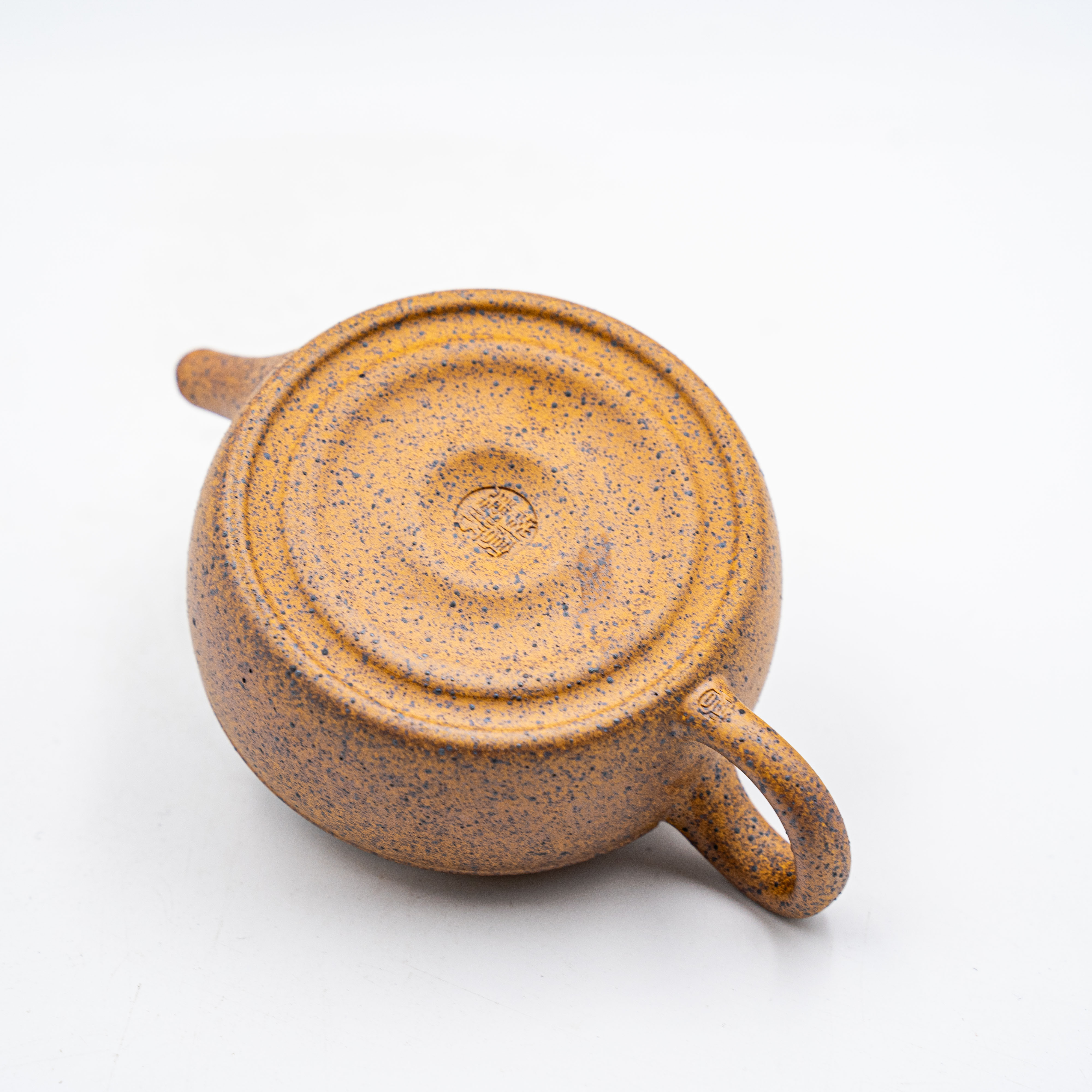 Handcrafted Yixing Zisha Hua Gai Hanwa Teapot, Tianxing Clay