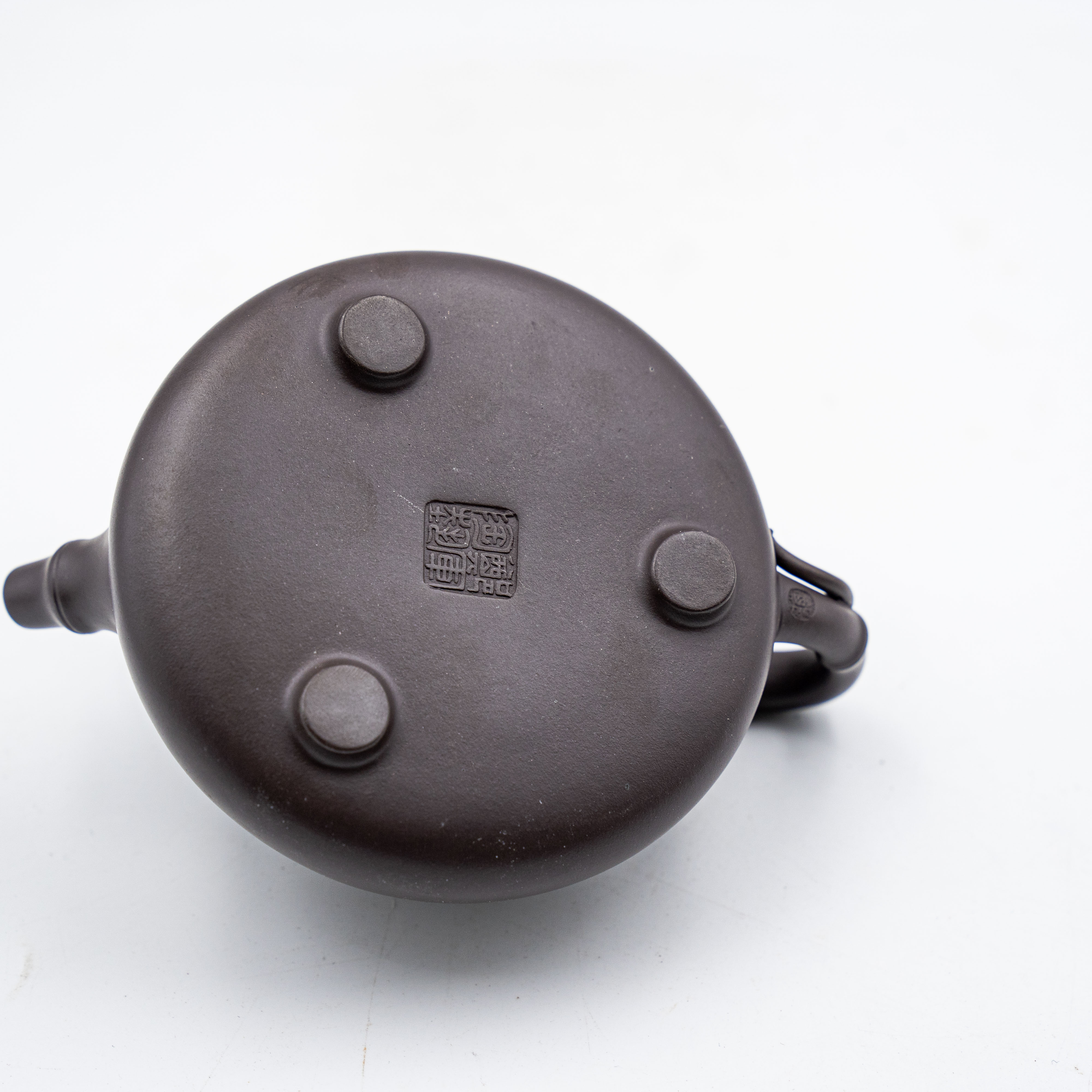 Handcrafted Yixing Zisha Jingzhou Shipiao Teapot, Bamboo Motif Carving