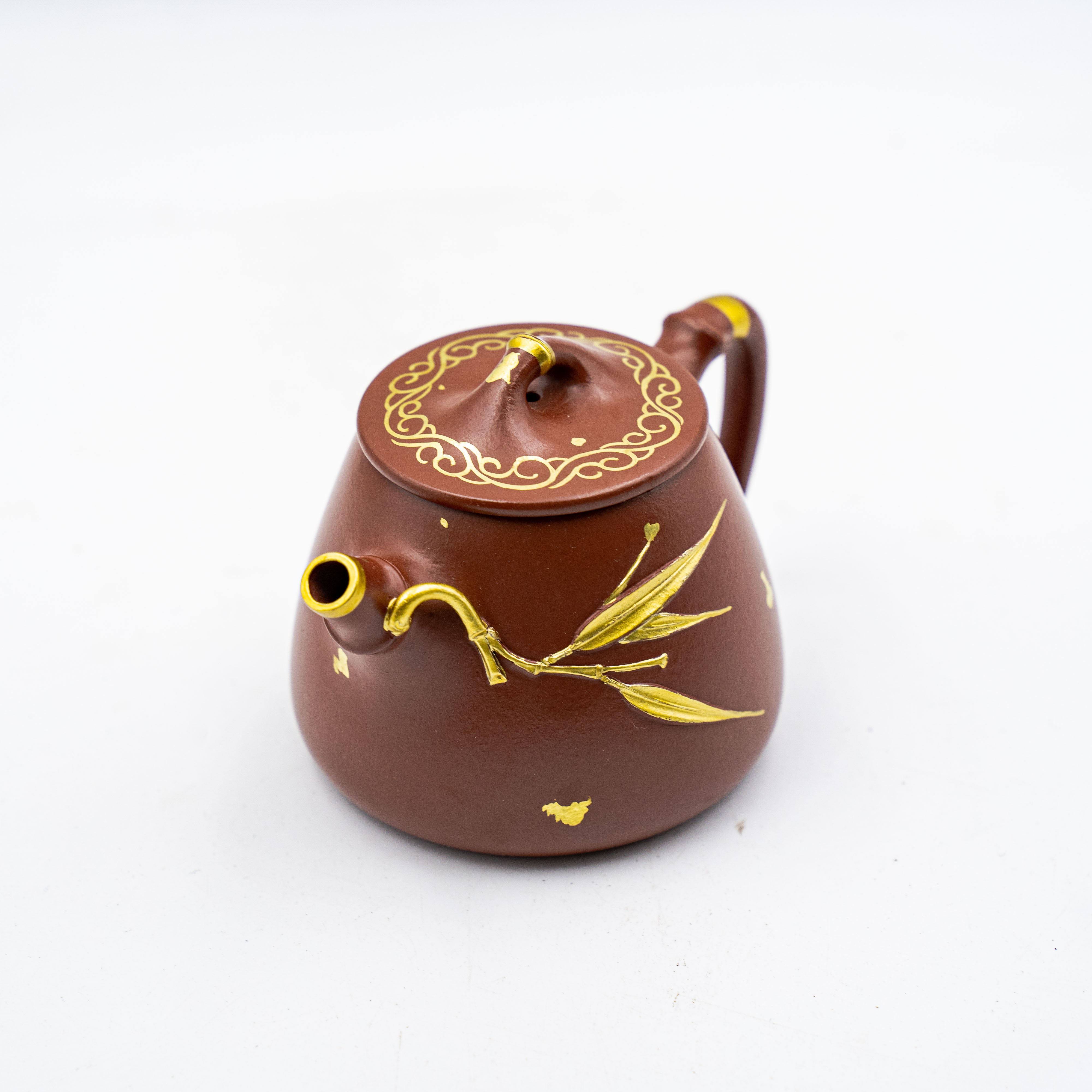Handcrafted Yixing Zisha Gaoshi Piao Teapot, Dahuangpao Clay with Gold-Plated Bamboo Motif