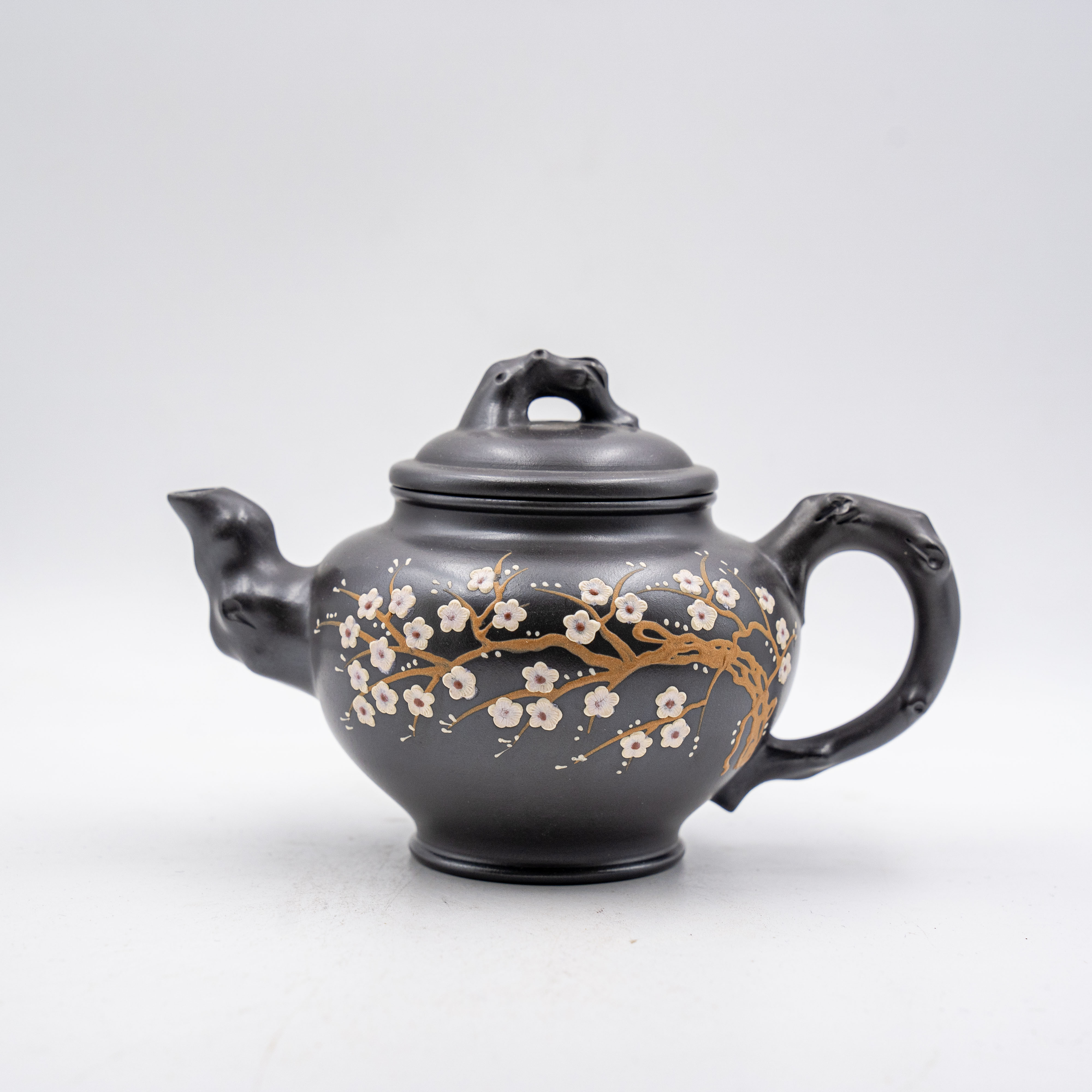 Handcrafted Yixing Zisha Meibaochun Teapot, Black & Shi Huang Clay with Color-Changing Effect