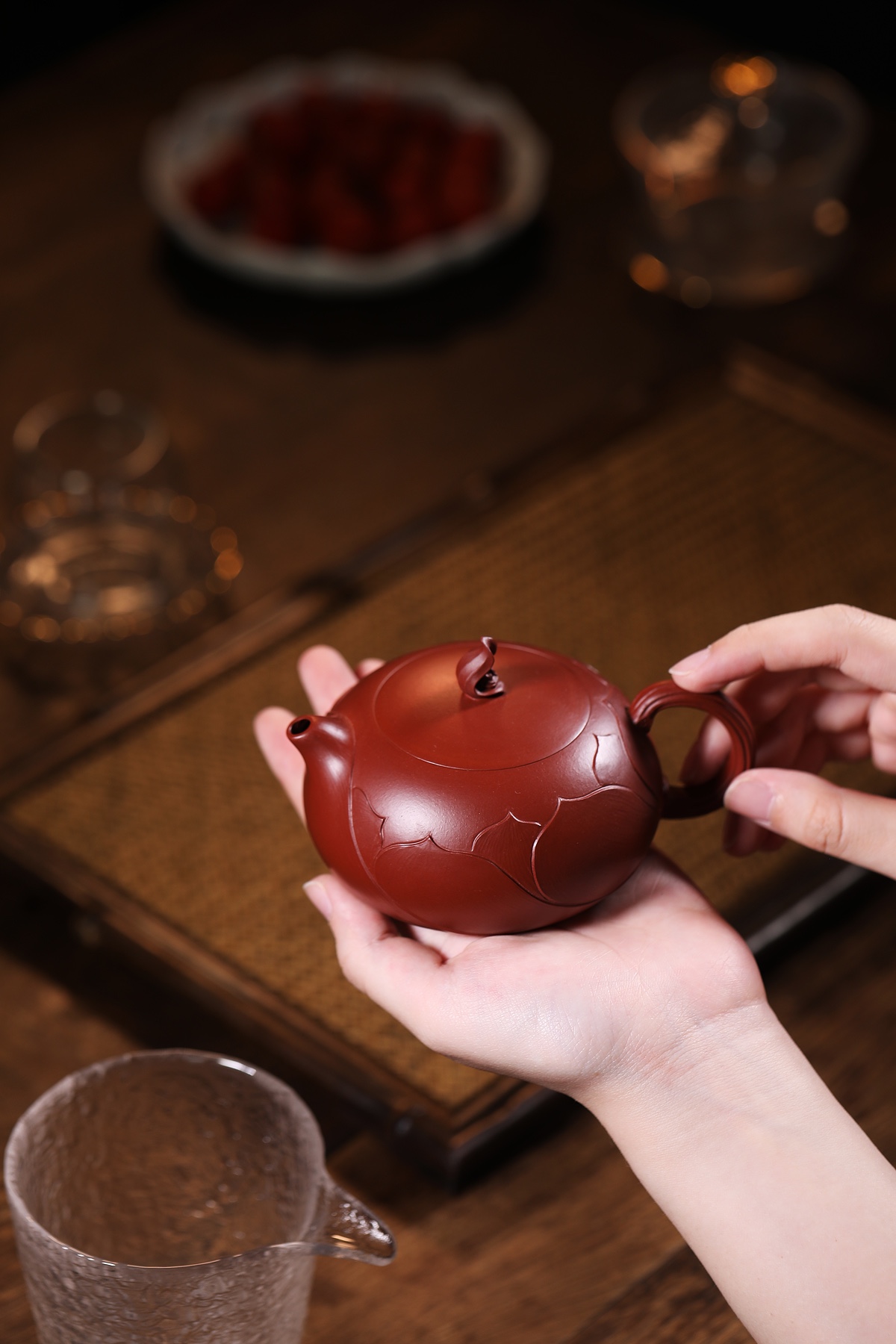 One Flower, One World Teapot - 220CC Dahongpao Clay, Yixing Zen Art Tea Pot