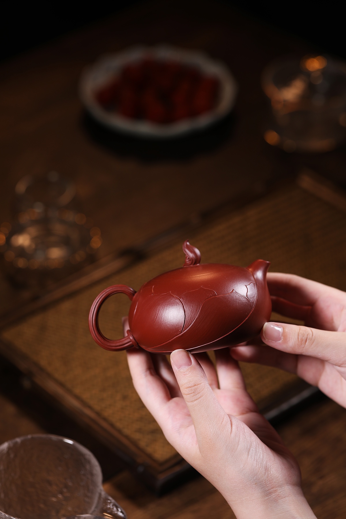 One Flower, One World Teapot - 220CC Dahongpao Clay, Yixing Zen Art Tea Pot