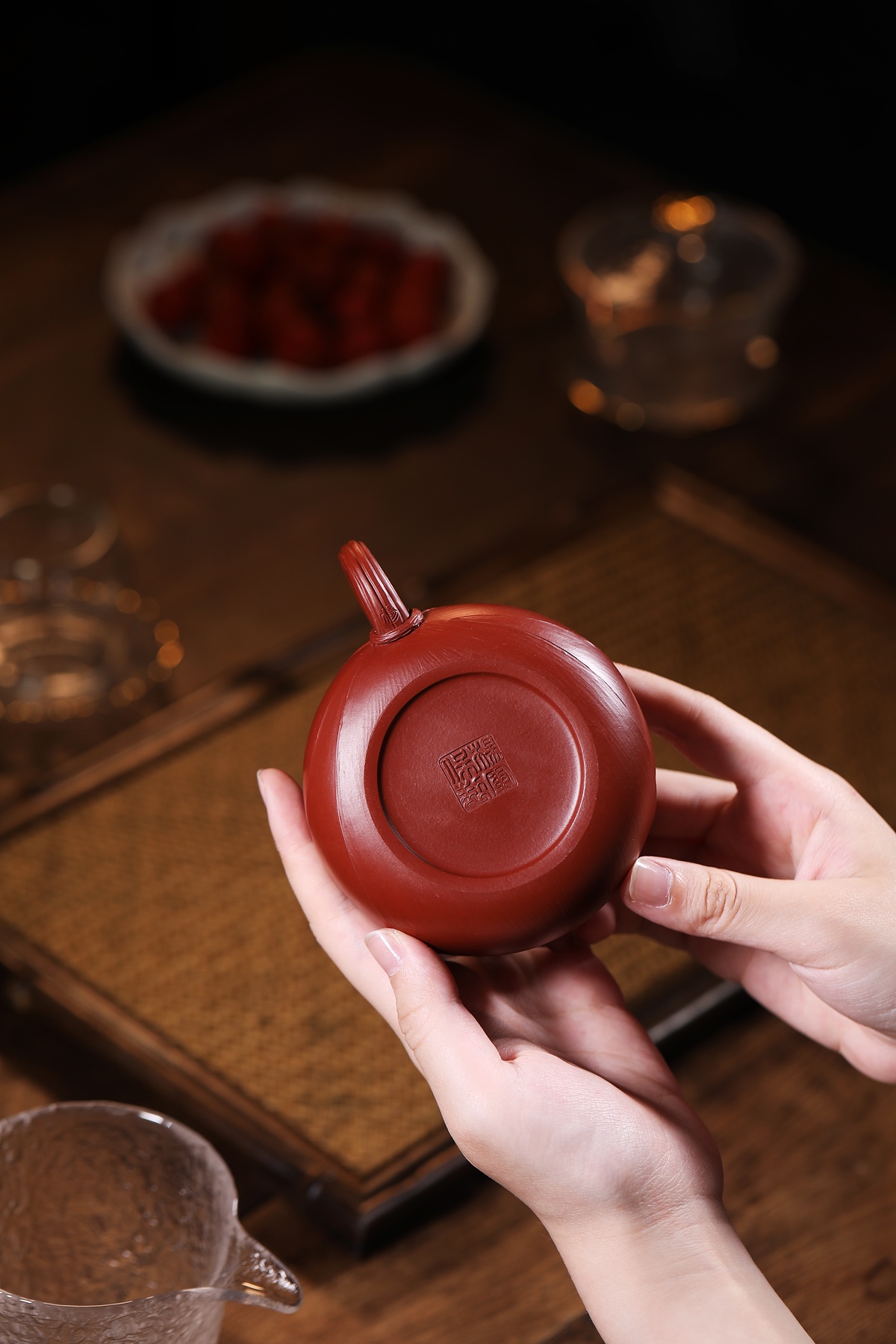 One Flower, One World Teapot - 220CC Dahongpao Clay, Yixing Zen Art Tea Pot