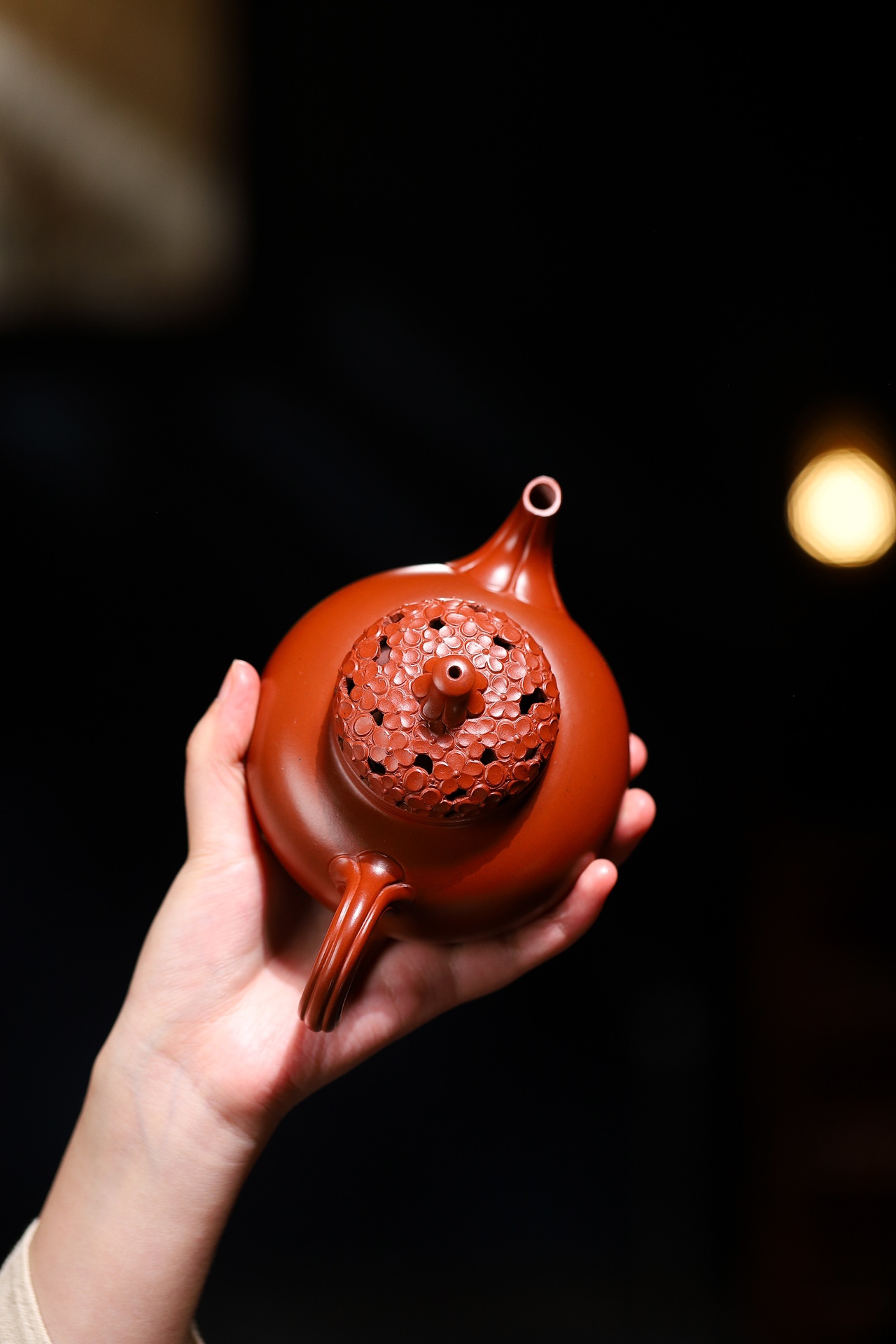 Prosperous Blooms Teapot - 320CC Huanglongshan Hongpilong Clay, Yixing Floral Art Tea Pot