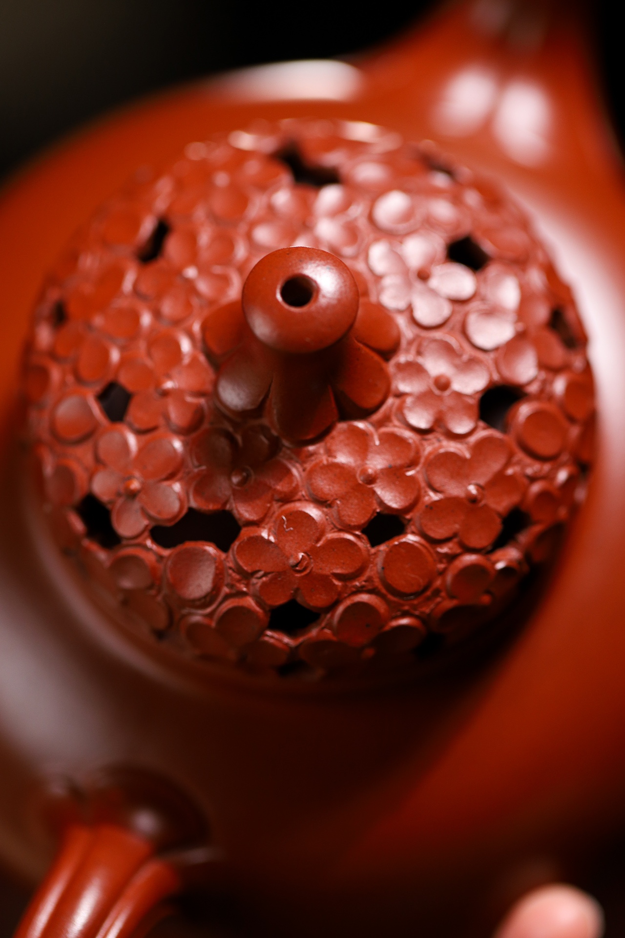 Prosperous Blooms Teapot - 320CC Huanglongshan Hongpilong Clay, Yixing Floral Art Tea Pot