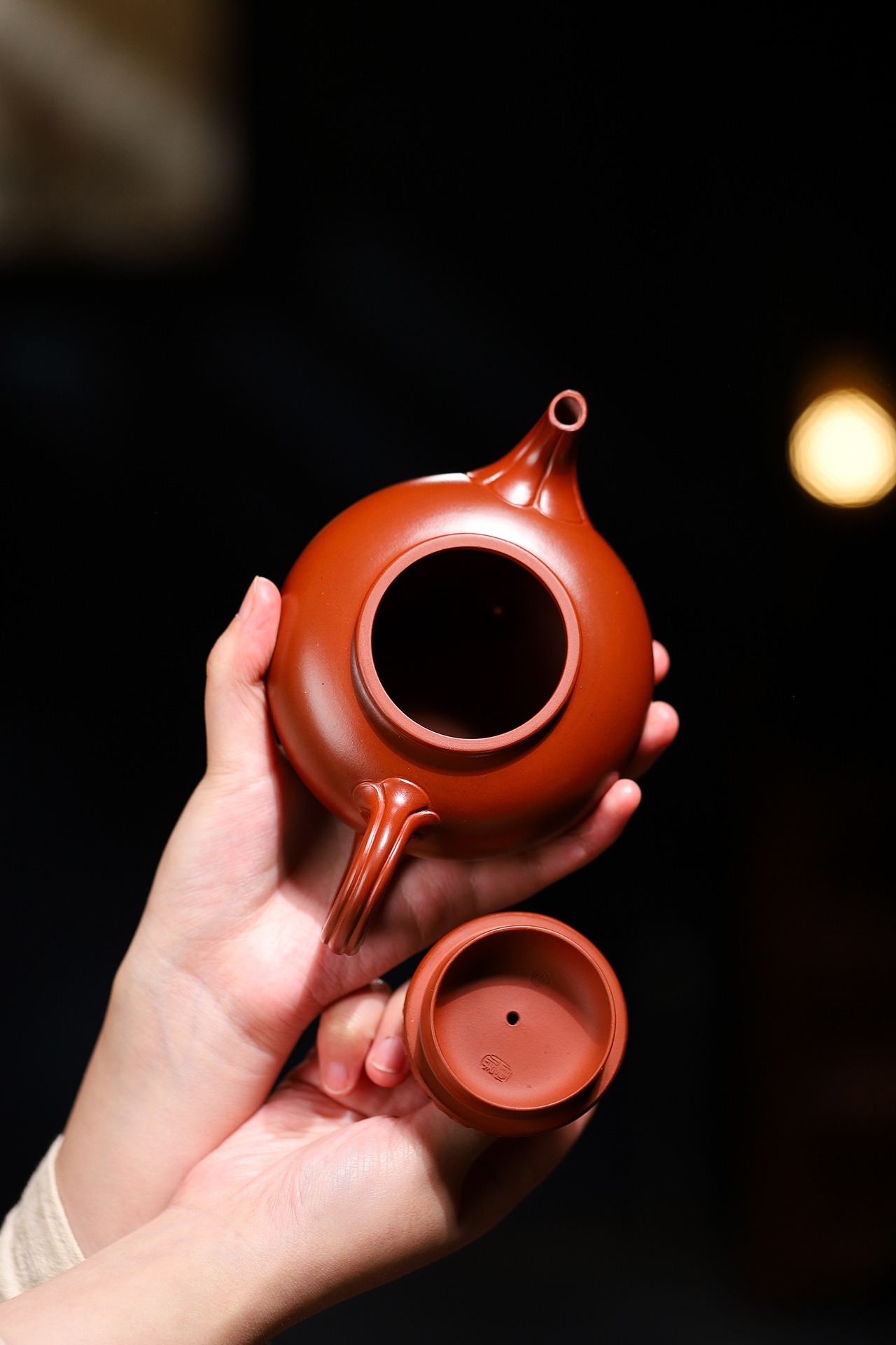Prosperous Blooms Teapot - 320CC Huanglongshan Hongpilong Clay, Yixing Floral Art Tea Pot