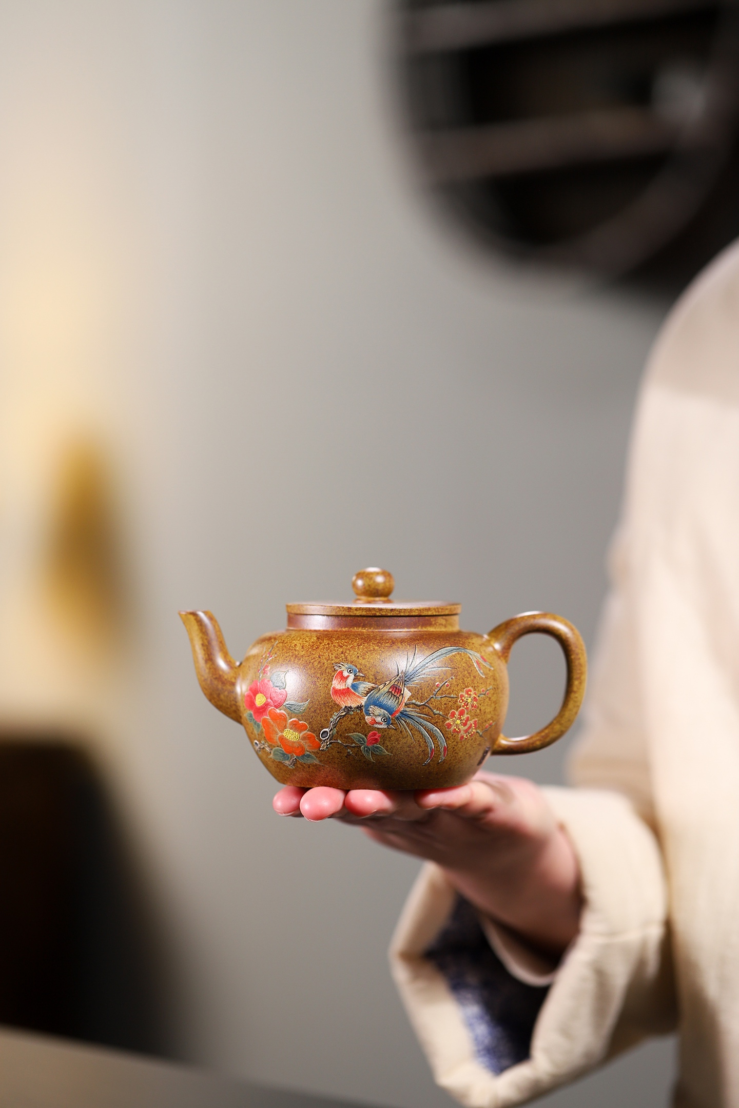 Pinggai Lianzi Teapot - 280CC Premium Gold Duan Chai Shao (Wood-Fired), Yixing Lotus Seed Kung Fu Tea Pot