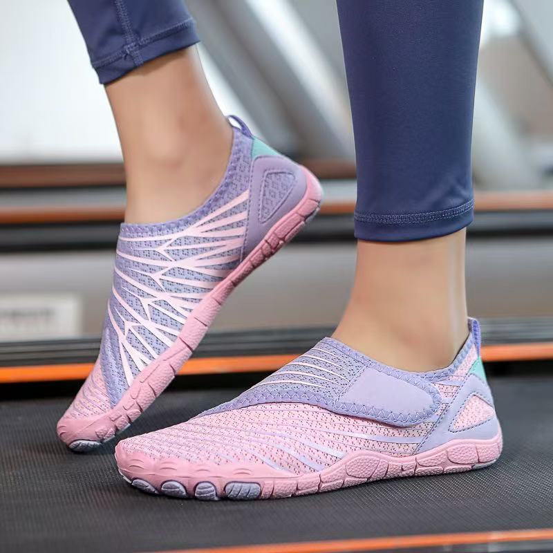 Barefoot Water Shoes for Men Women, Lightweight Quick Dry Aqua Socks, Non-Slip Slip On Swim Footwear for Beach Pool Yoga