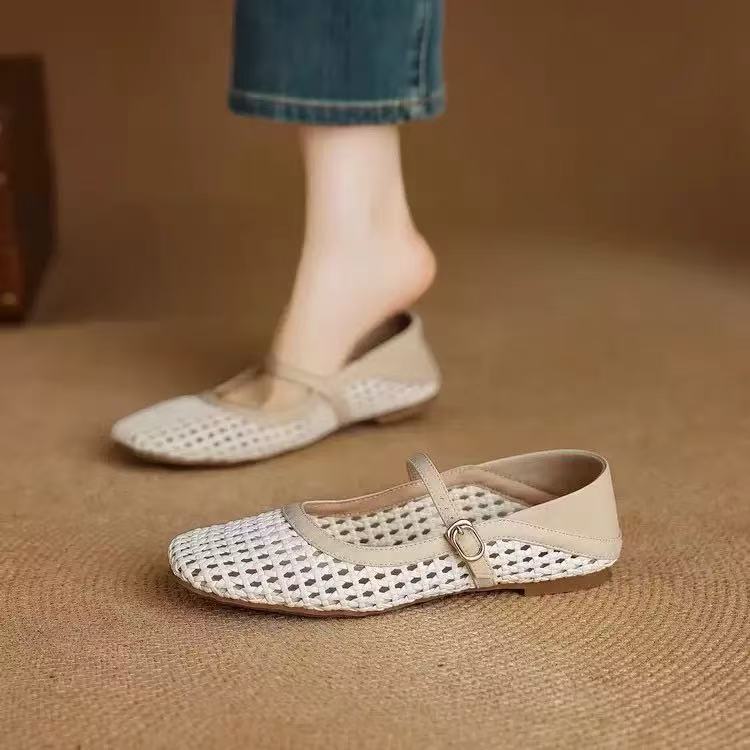 🌸🎉 Trendy Must-Have! Only a Few Left! ✨🥿💫Women's Woven Hollow-Out Roman Sandals - Lightweight & Breathable Round Toe Flats
