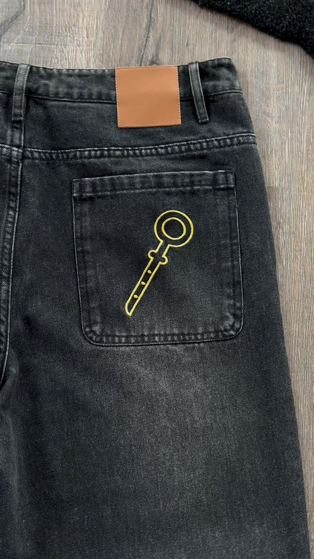 Shinji jeans-Bleac.H-Coordom