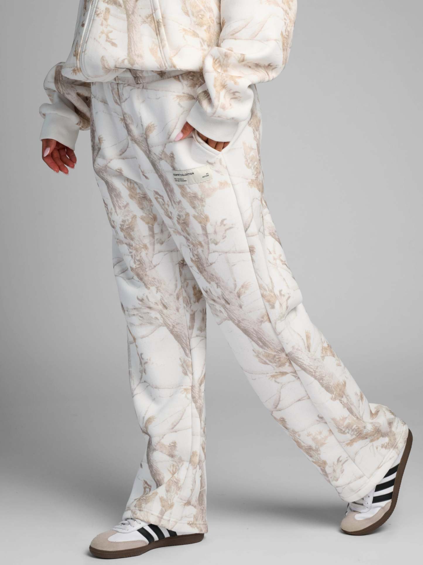 Camo Straight Leg Sweatpants|Streetwear Oversized Vintage Casual Wear-Coordom