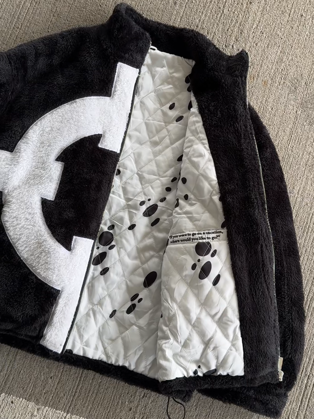 KUMA SHERPA JACKET | OP-Coordom