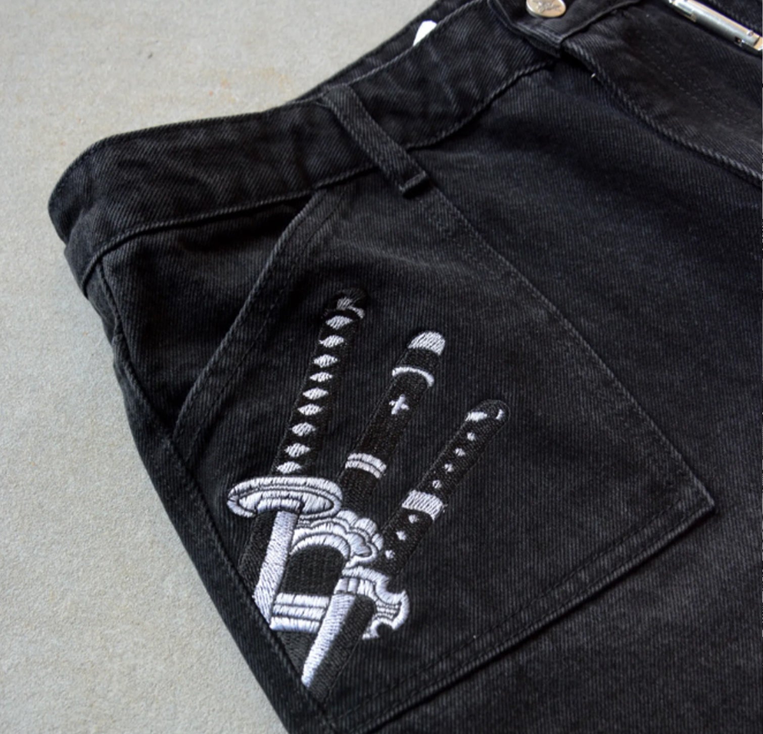 One Piece - Zoro Jeans + Gift Sword-Coordom