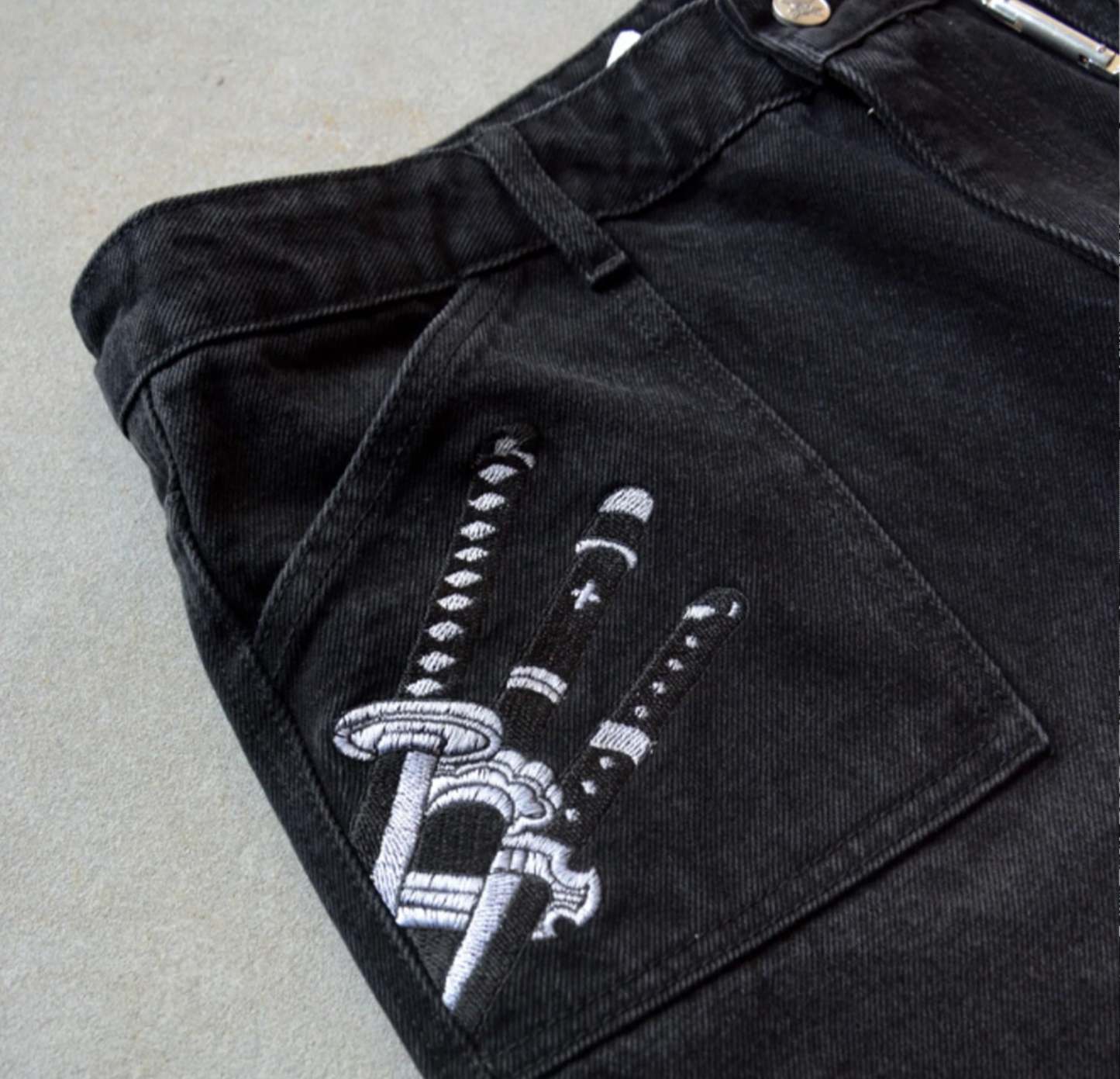 One Piece - Zoro Jeans + Gift Sword-Coordom