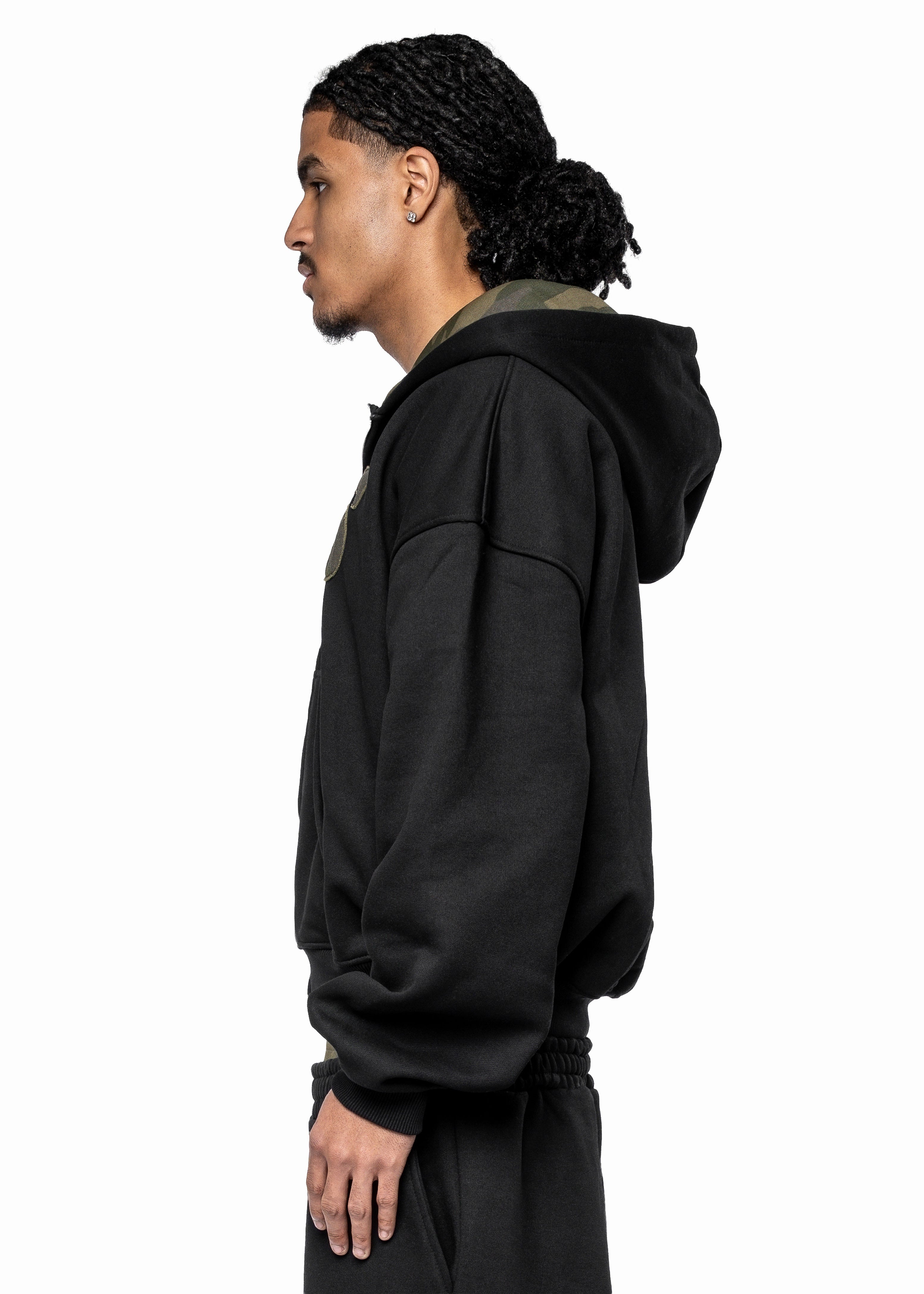 BLACK CAMO ZIP HOODIE