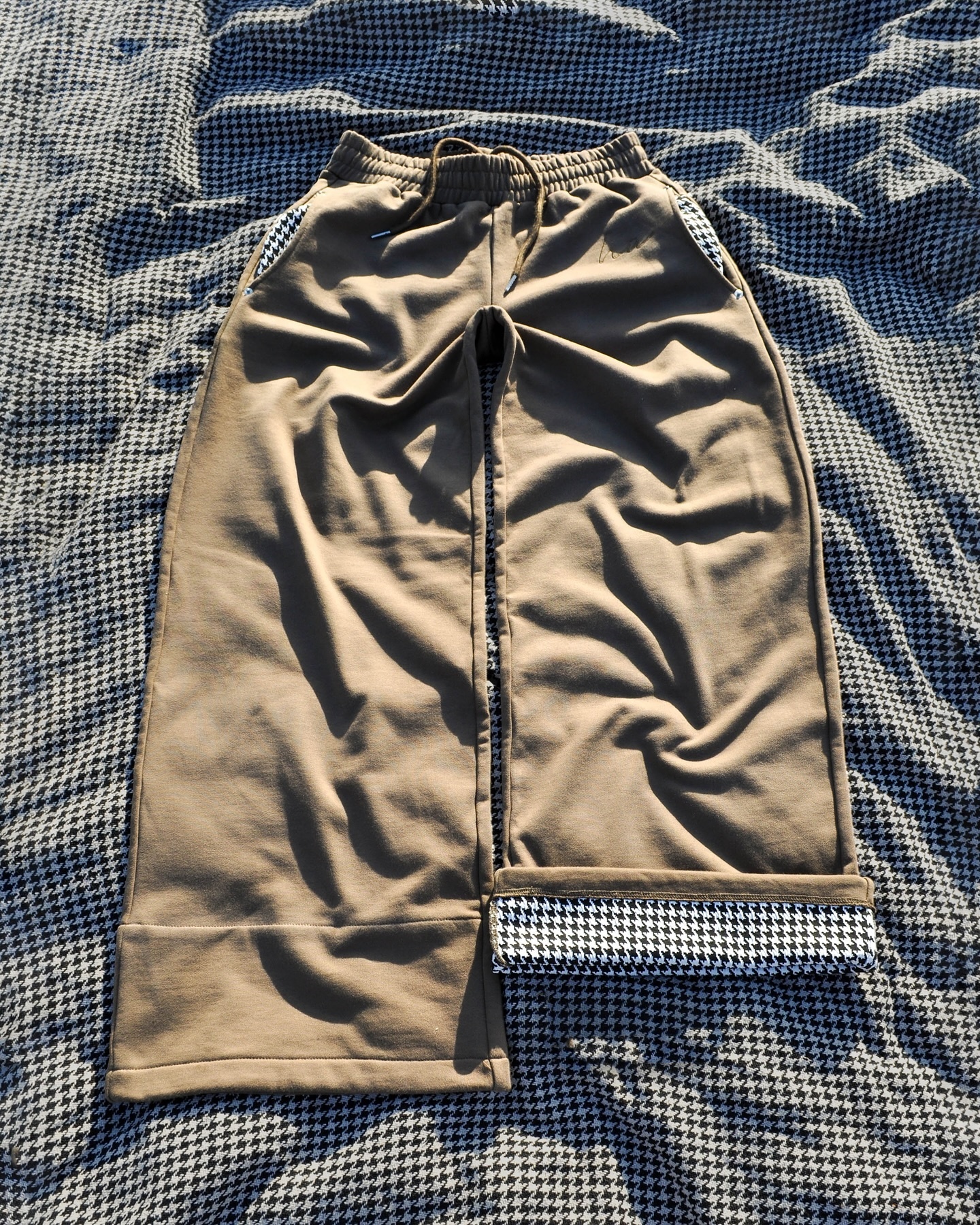 LAZY PLAID SWEATS-Coordom