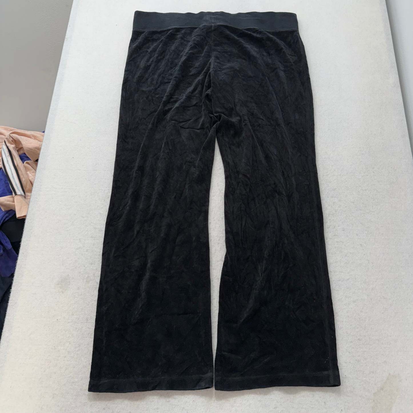 Vintage Juicy Couture Women's Black Velour Flared Wide Leg Track Pant Y2K Size L-Coordom