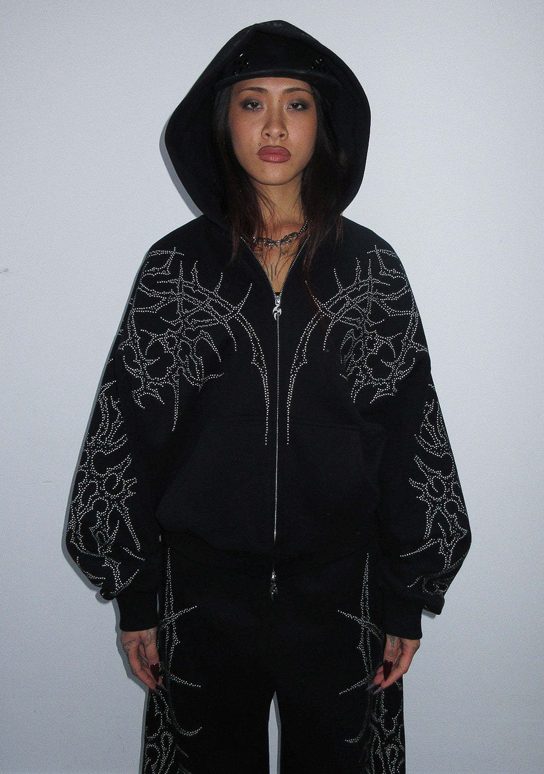 HAUNT STUDDED ZIP HOODIE BLACK-Coordom