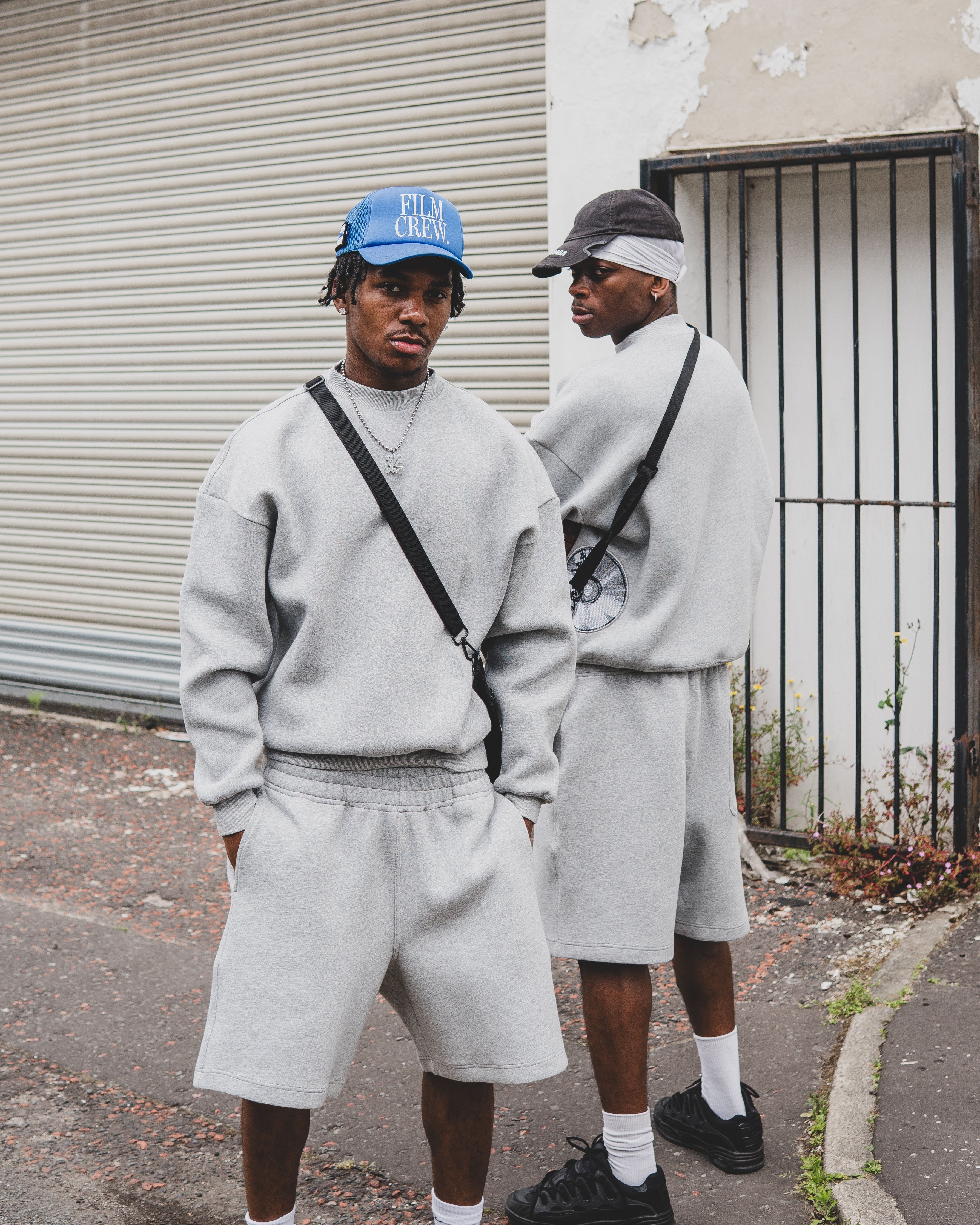 Disc Sweatshirt Grey [630GSM]-Coordom