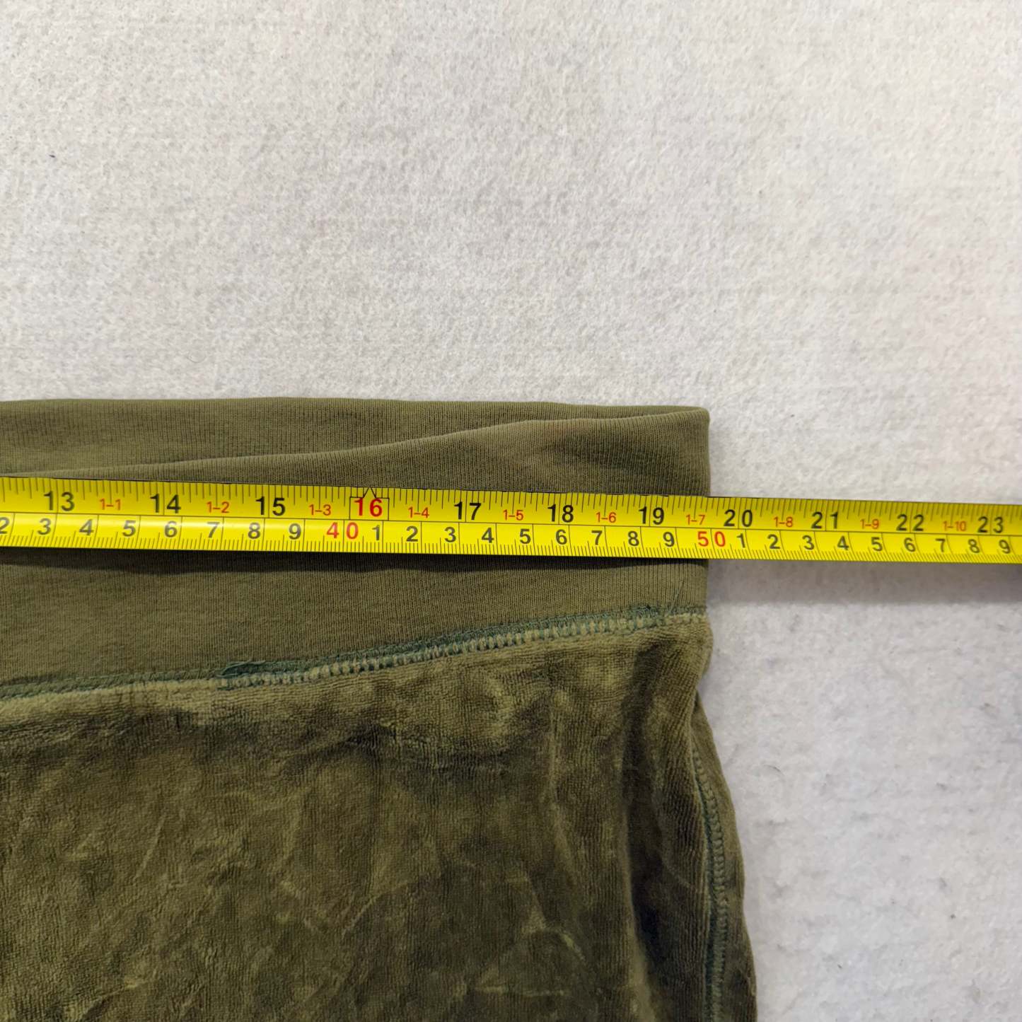 Juicy Couture Women's Olive Green Velour Flared Track Pant Loungewear Size XL-Coordom