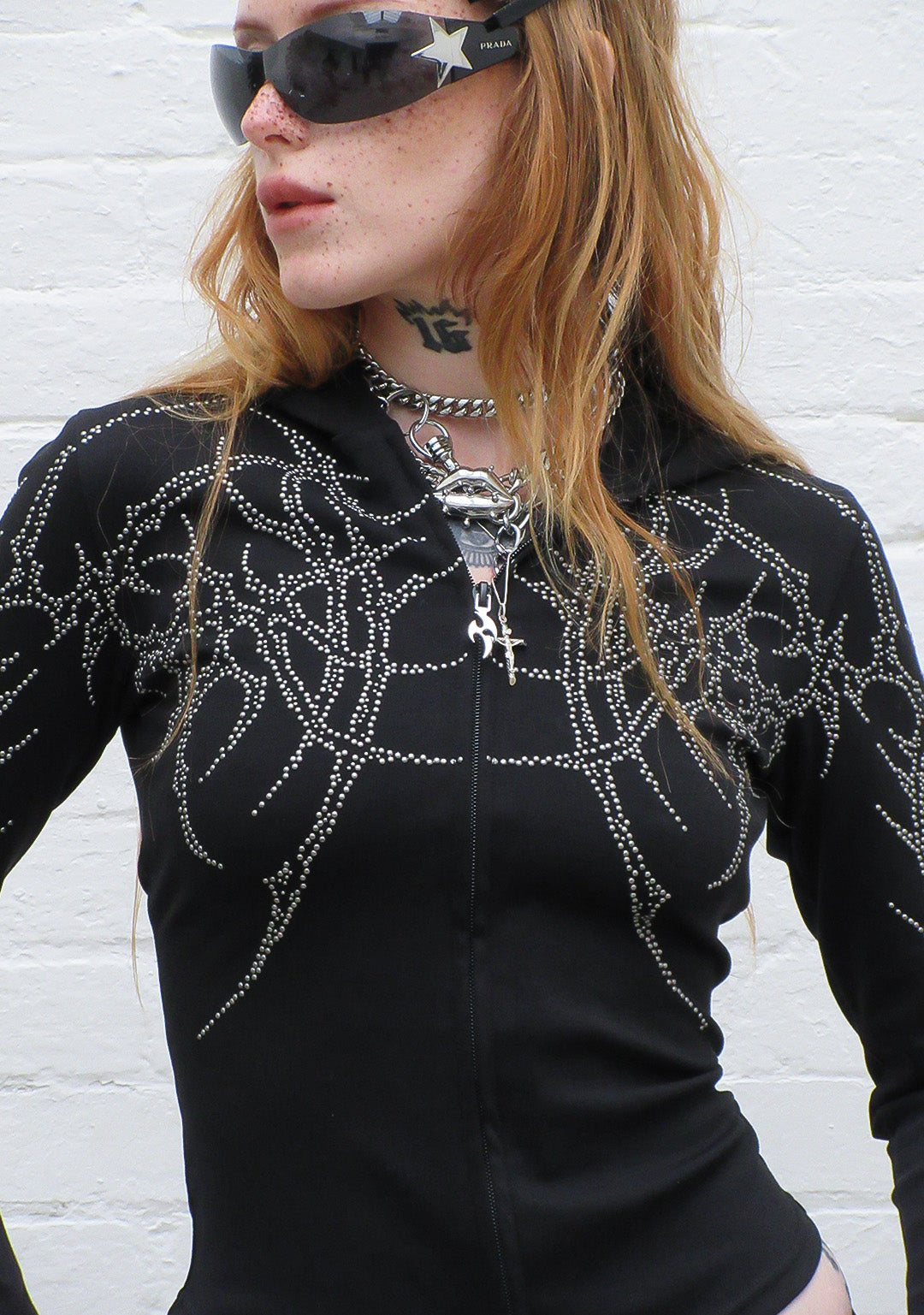 HAUNT STUDDED SCULPT STRETCH ZIP HOODIE BLACK-Coordom