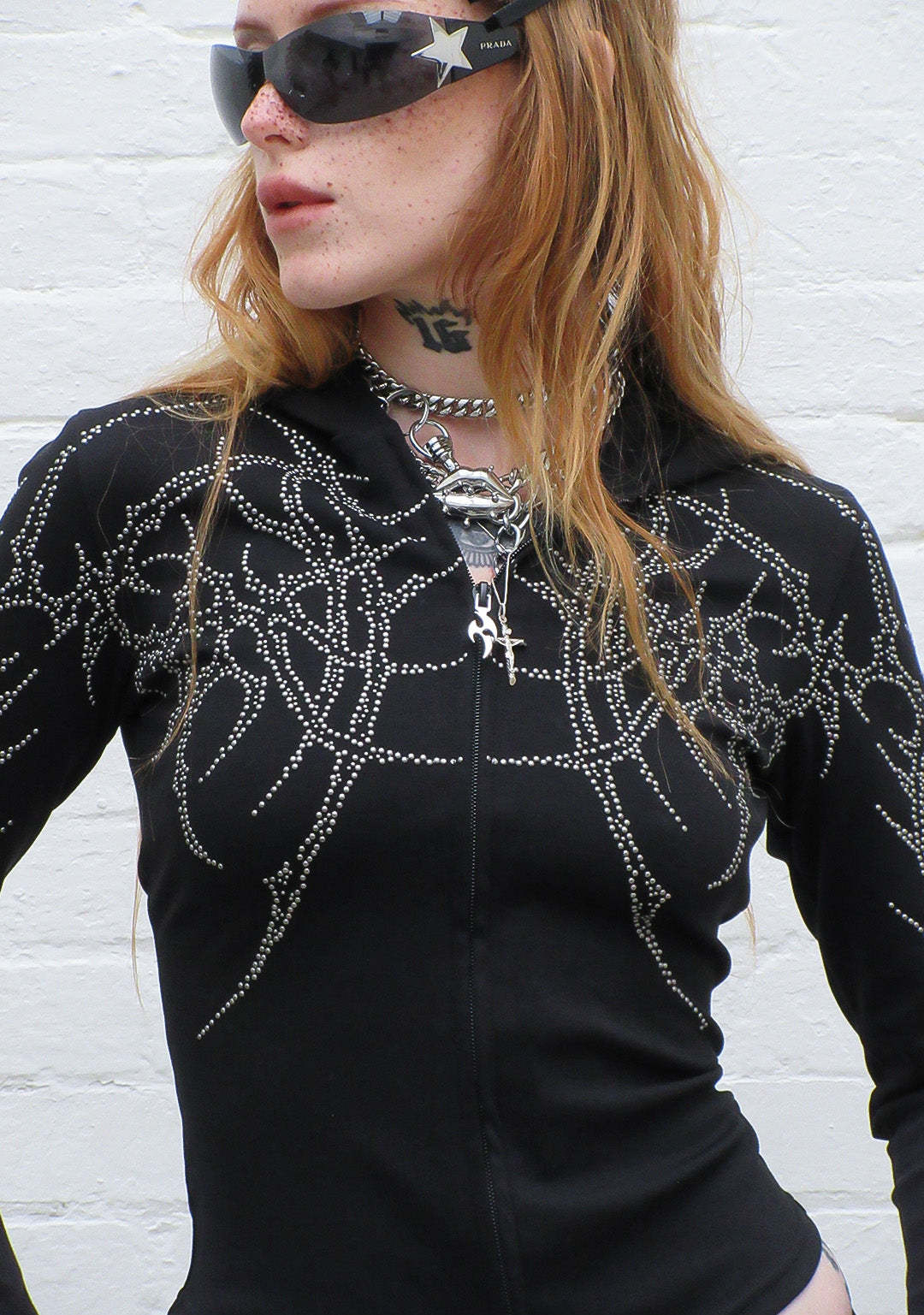 HAUNT STUDDED SCULPT STRETCH ZIP HOODIE BLACK-Coordom