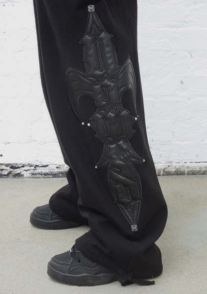 MIDNIGHT STUDDED OVERSIZED SWEATPANTS BLACK-Coordom
