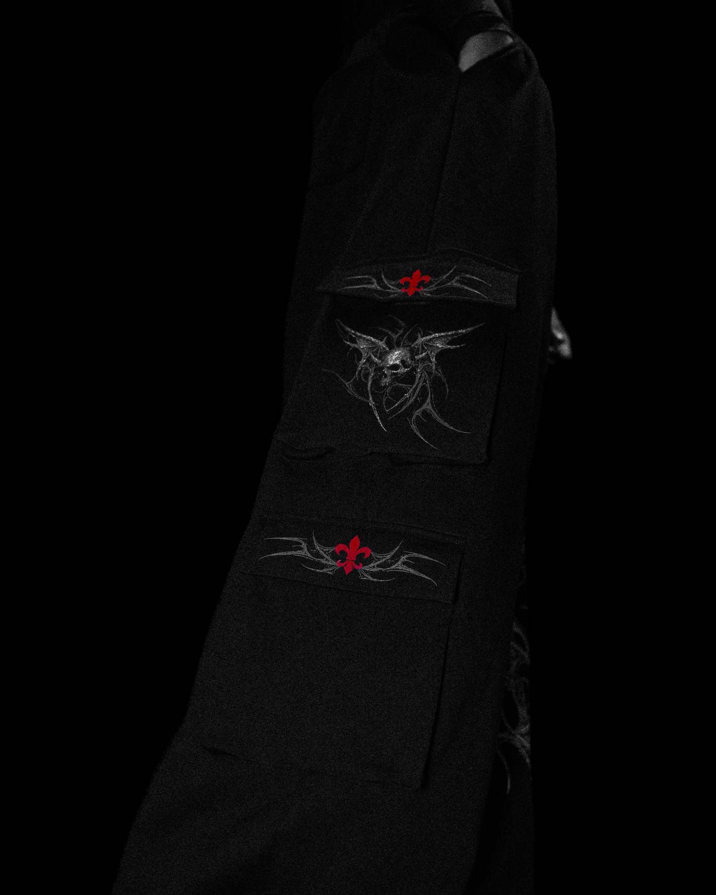 Deathwing Luxury Cargos-Coordom