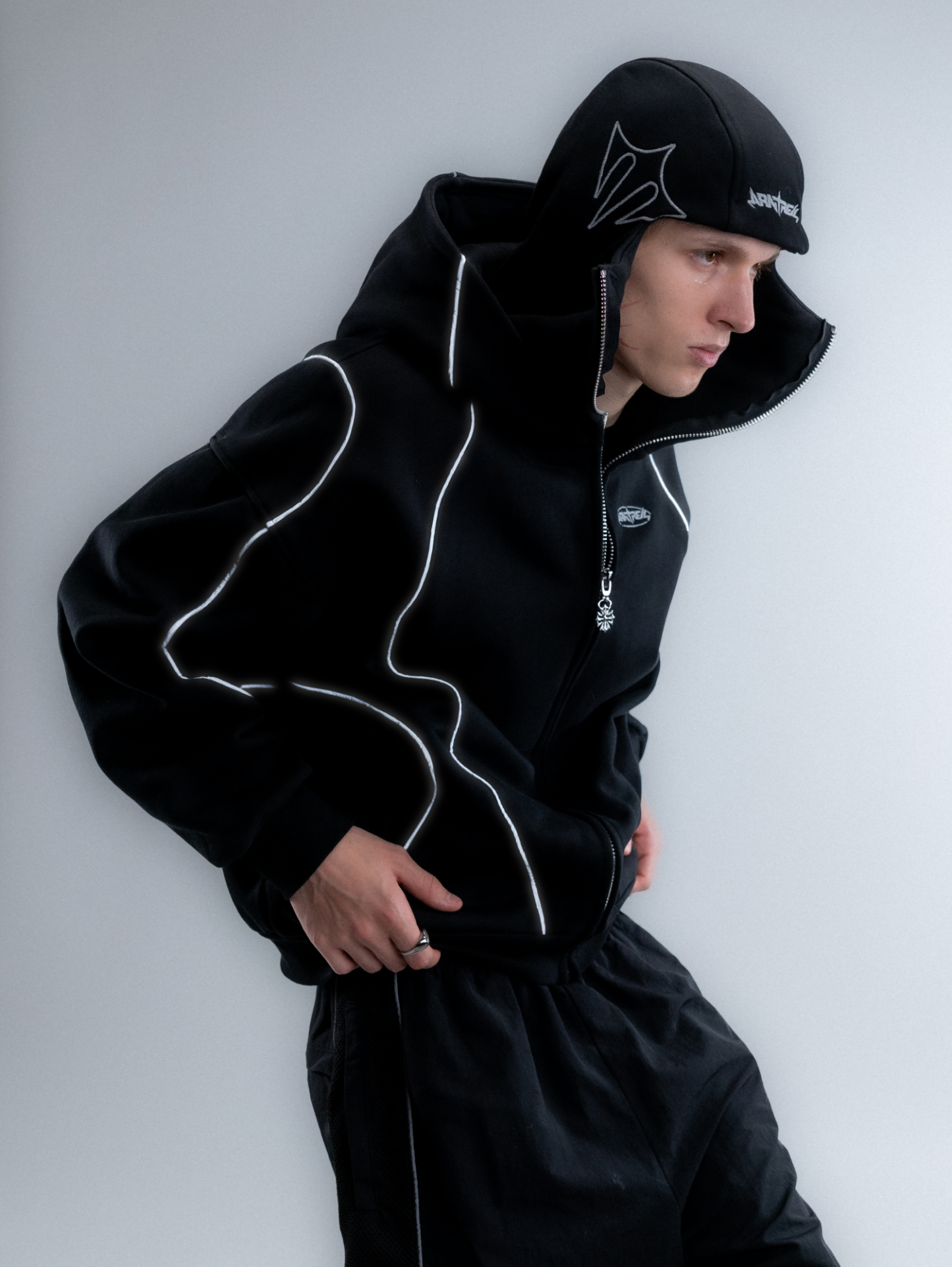 Black-out Phantom Hoodie-Coordom