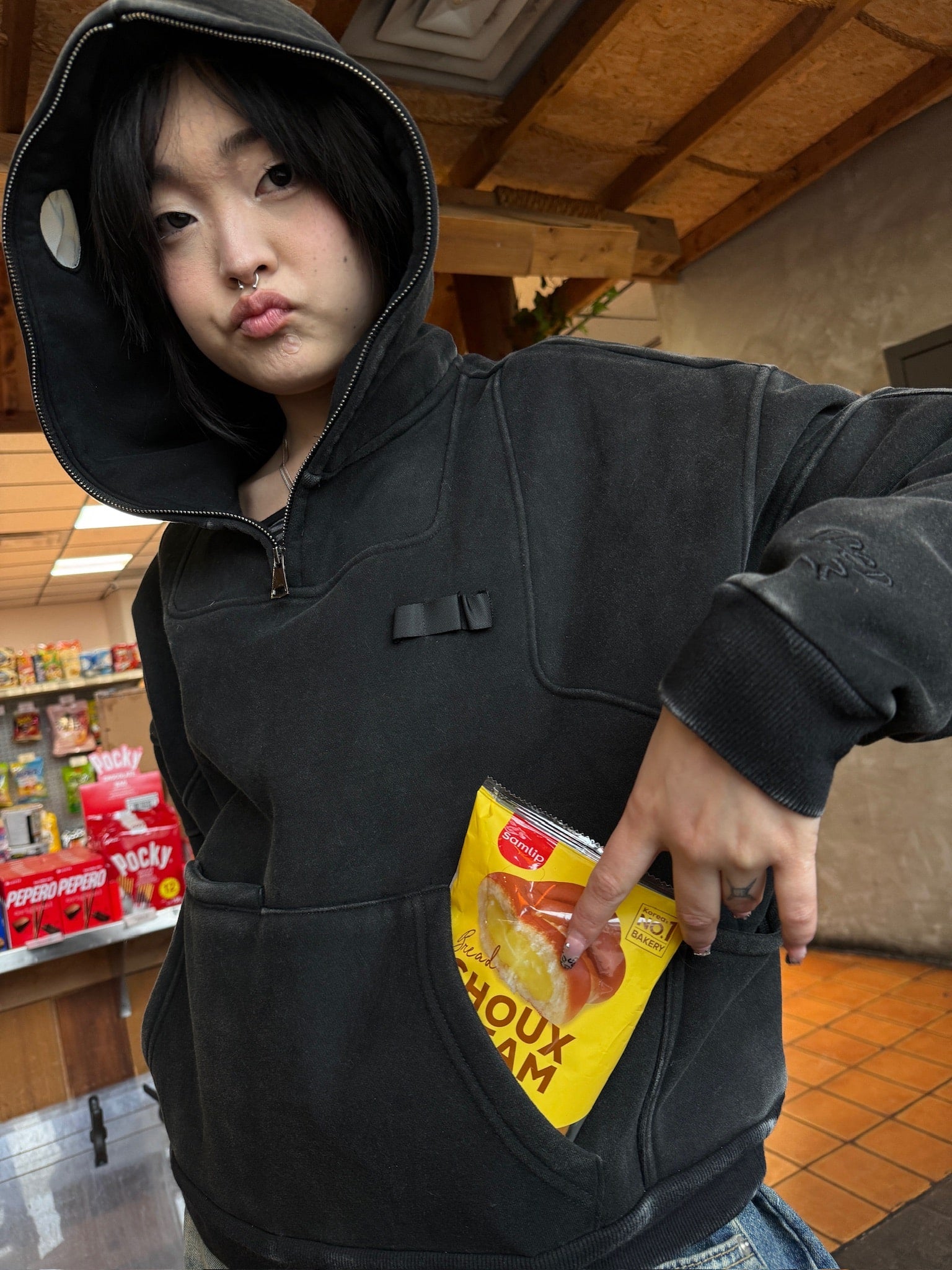 "DAYS" Hoodie Black-Coordom