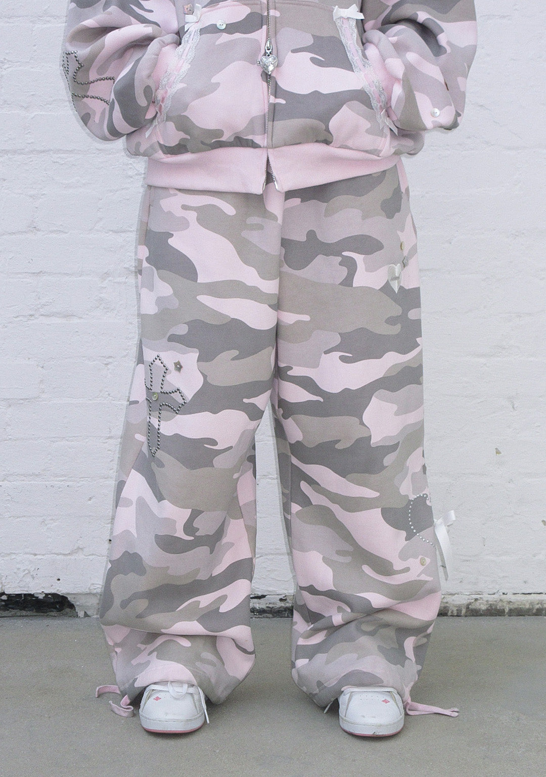 WHISPER OVERSIZED SWEATPANTS PASTEL CAMO-Coordom