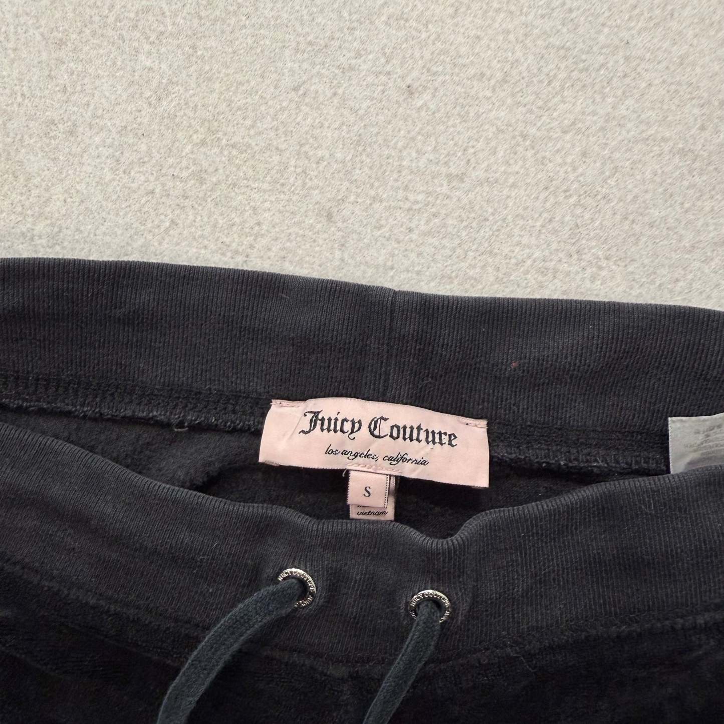 Juicy Couture Women's Black Velour Flared Leg Track Pant Rhinestone Logo Size S-Coordom