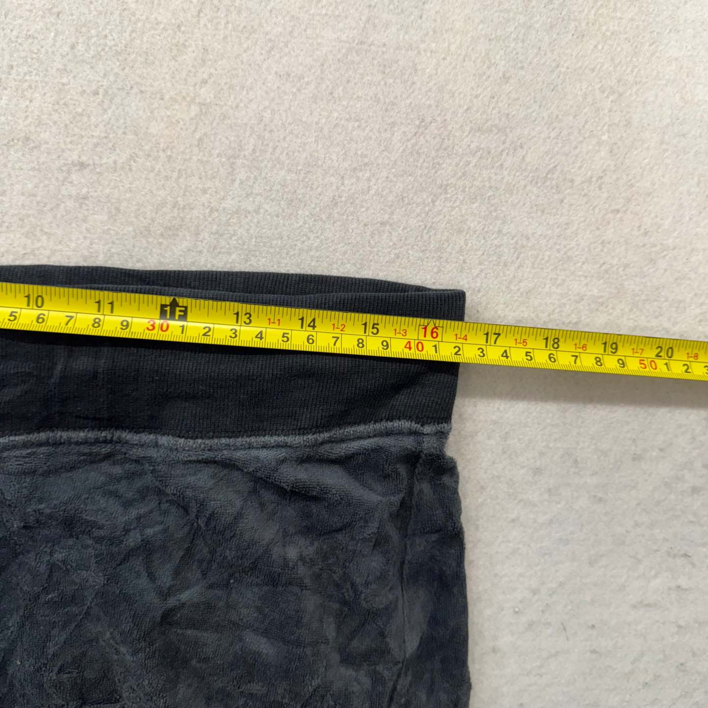 Juicy Couture Women Charcoal Velour Flare Track Pants Button-Flap Pockets Size M-Coordom