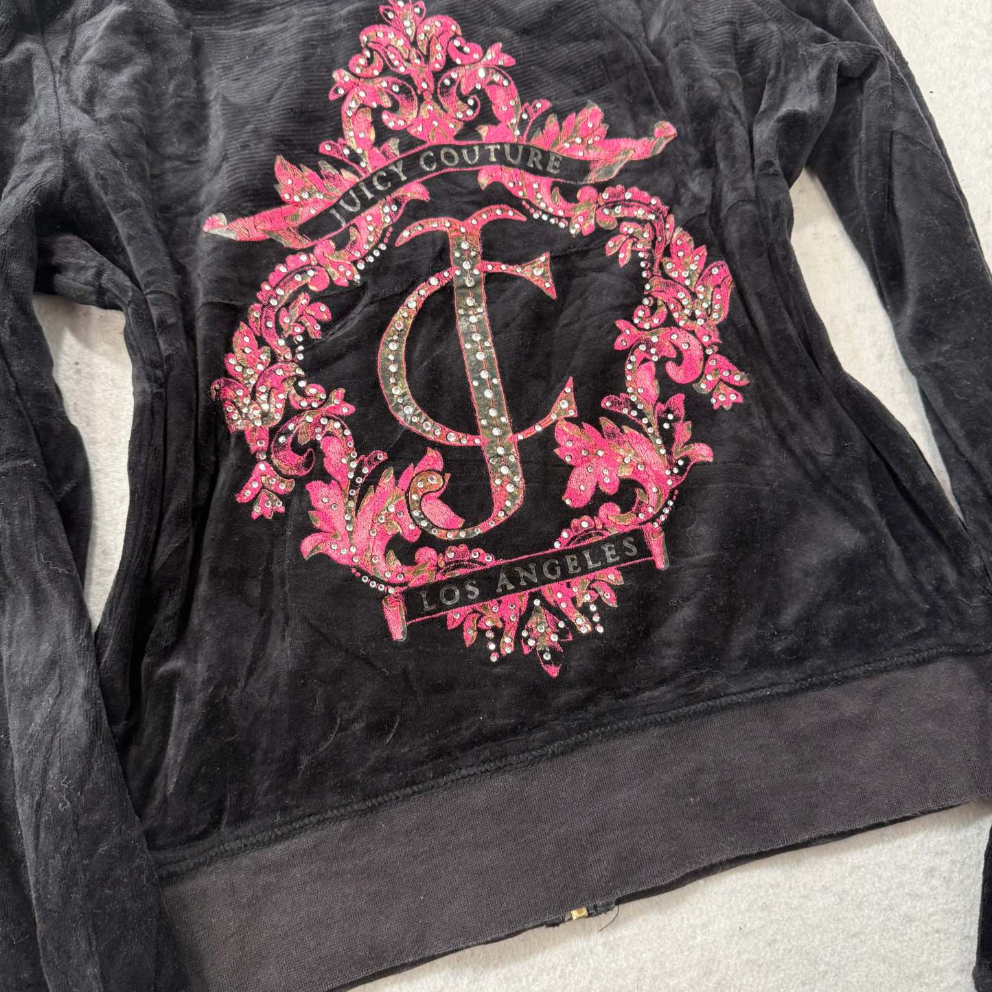 Juicy Couture Los Angeles Women's Black Velour Zip-Up Hoodie Crest logo Size L-Coordom