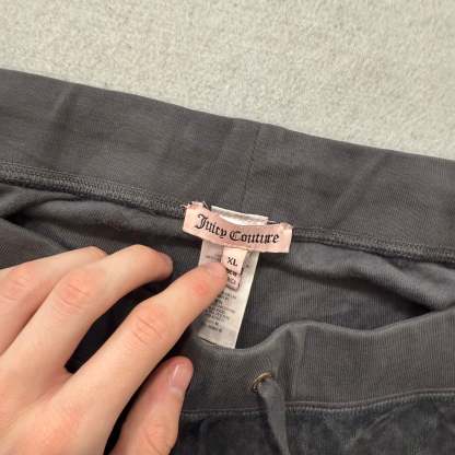 Juicy Couture Women's Gray Velour Flared Wide Leg Track Pants Drawstring Size XL-Coordom