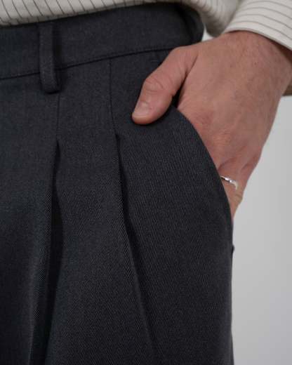 DOUBLE-PLEATED WIDE-LEG TROUSERS-Coordom