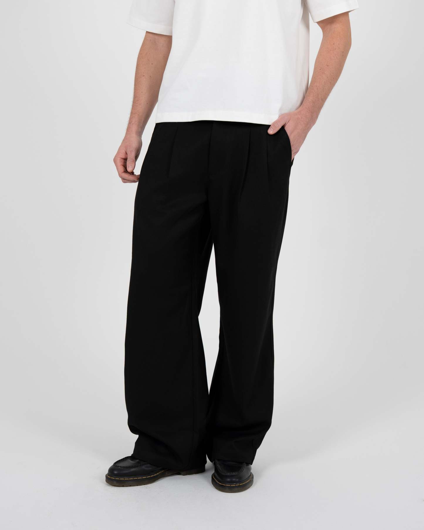 DOUBLE-PLEATED WIDE-LEG TROUSERS-Coordom