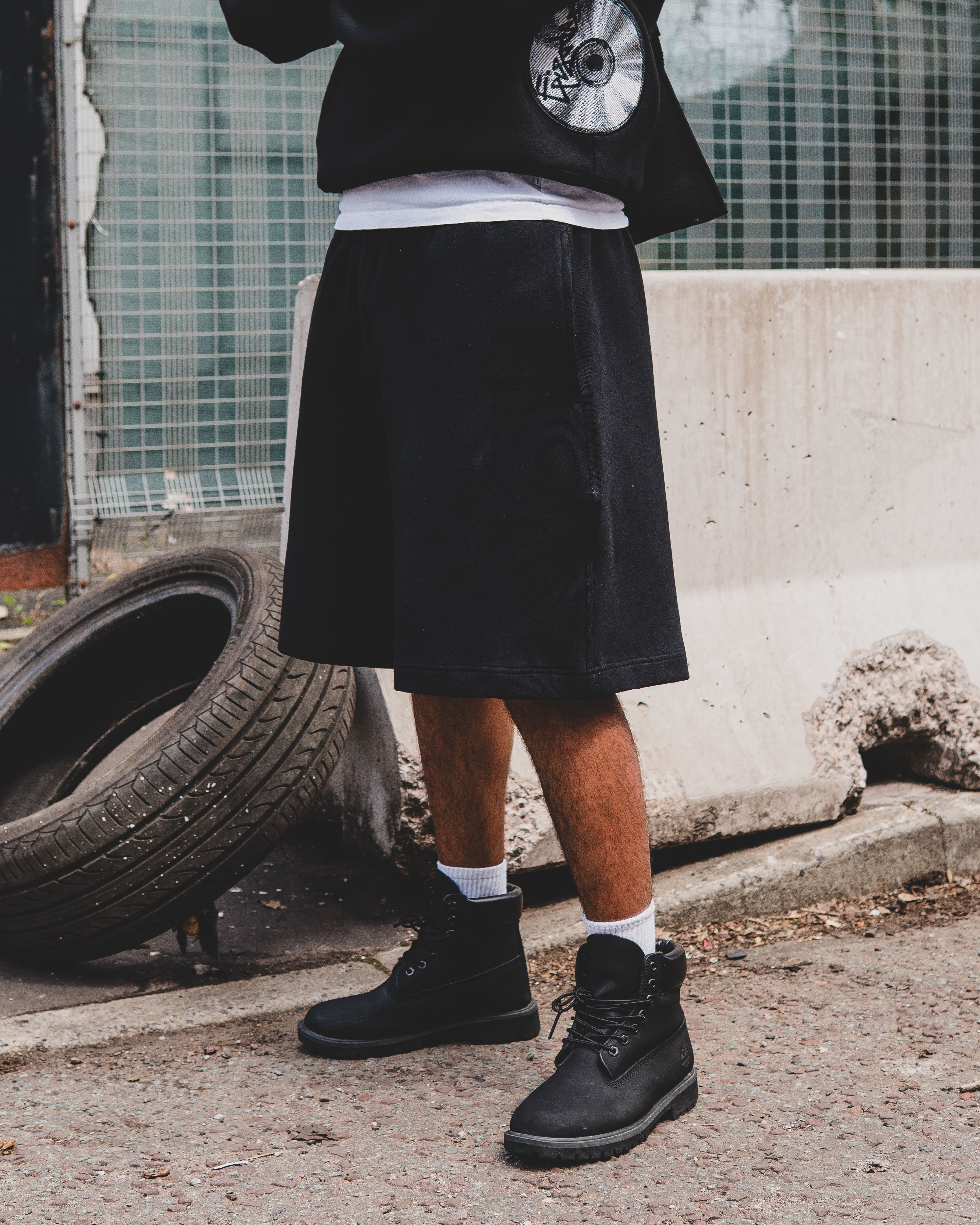 Disc Baggy Shorts Black [630GSM]-Coordom