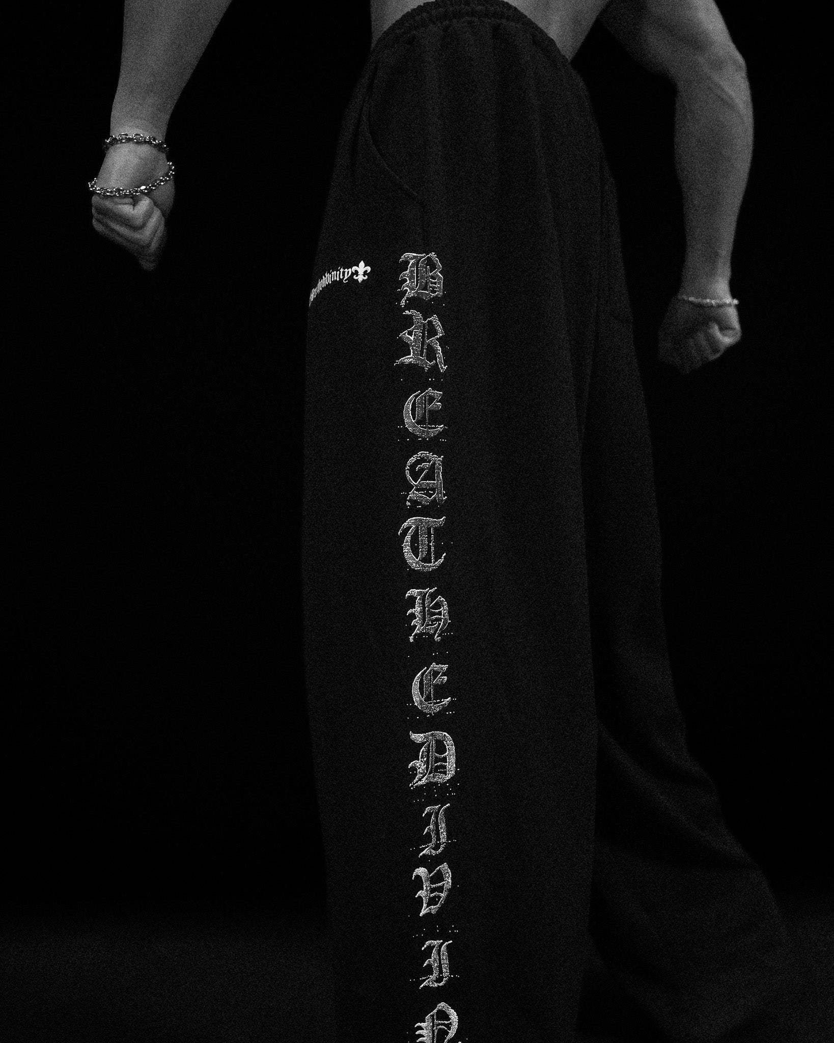 Elegant Uncuffed luxury sweatpants [VOID BLACK]-Coordom