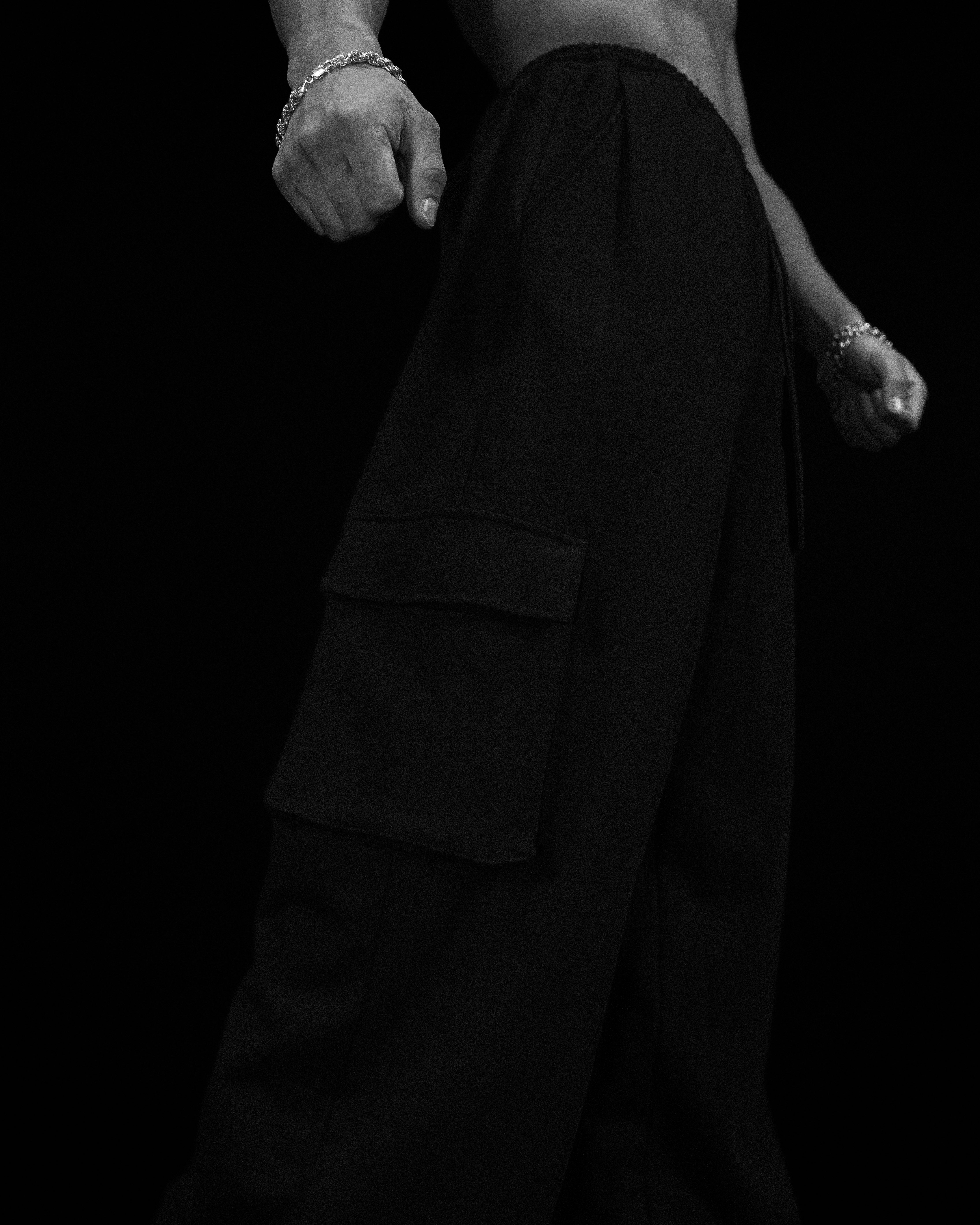 Elegant Uncuffed luxury sweatpants [VOID BLACK]-Coordom