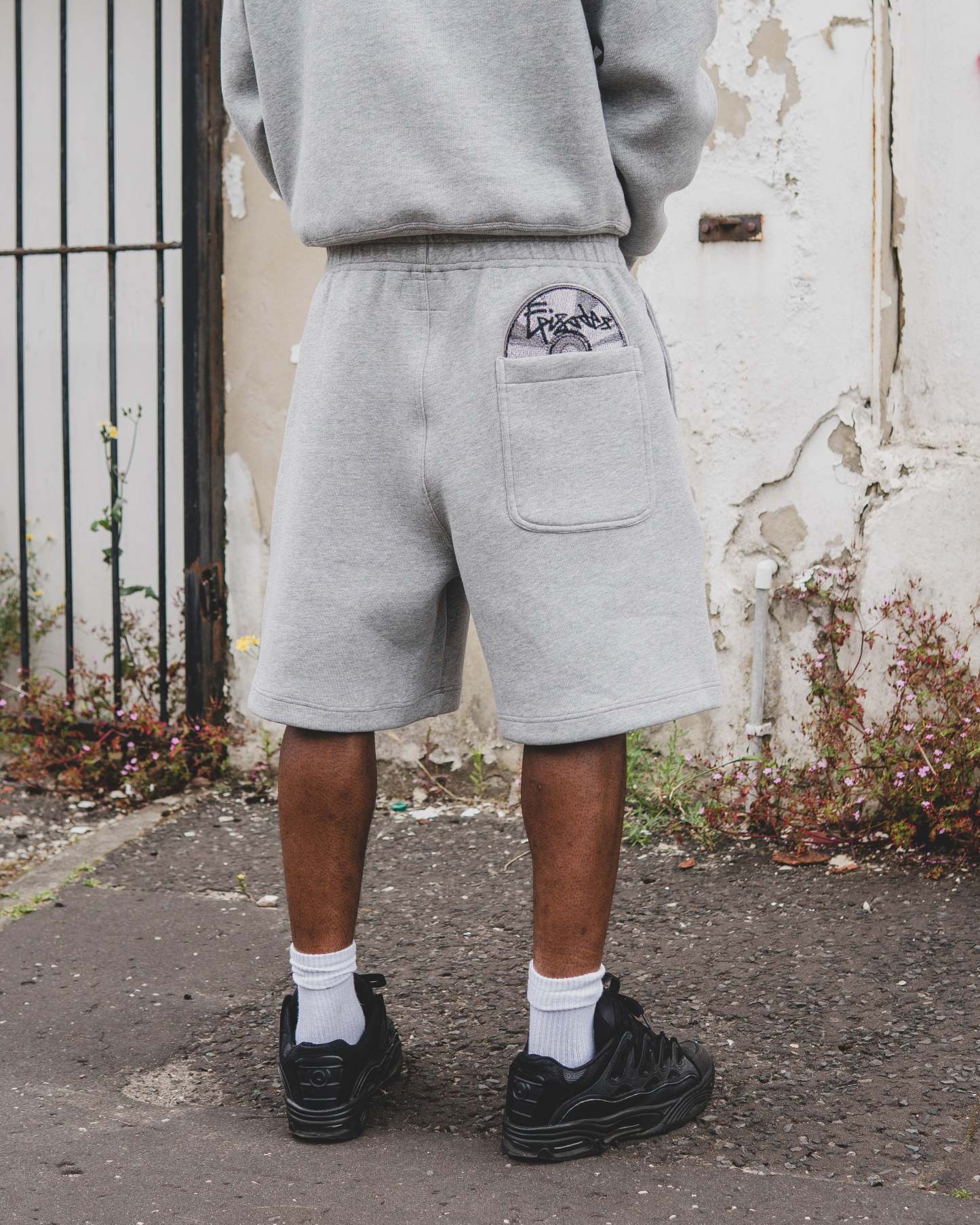 Disc Baggy Shorts Grey [630GSM]-Coordom