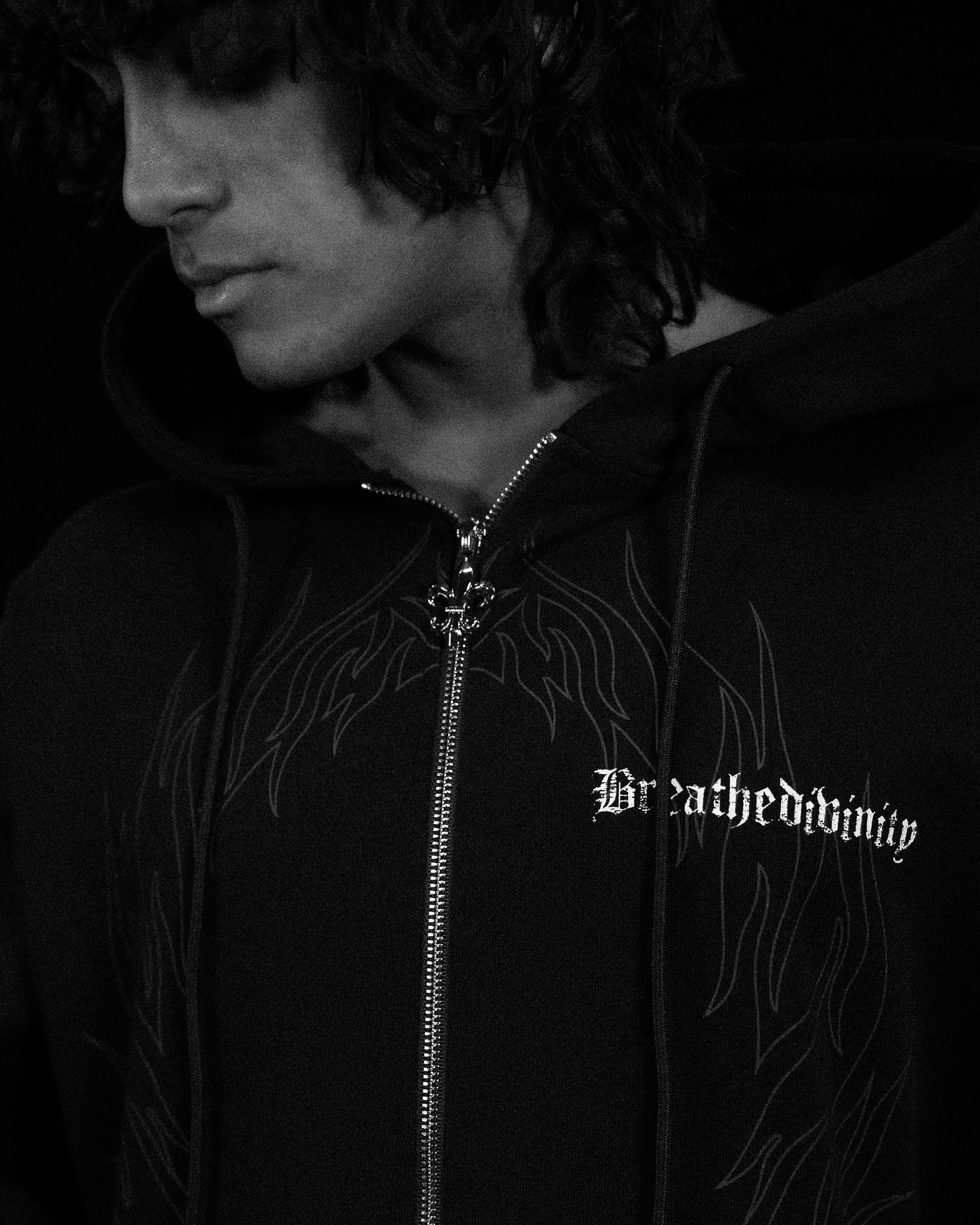 Elegant Oversized Zip-up Hoodie [VOID BLACK]-Coordom