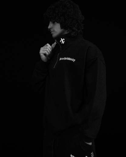 Elegant Quarter zip Crew neck [VOID BLACK]-Coordom