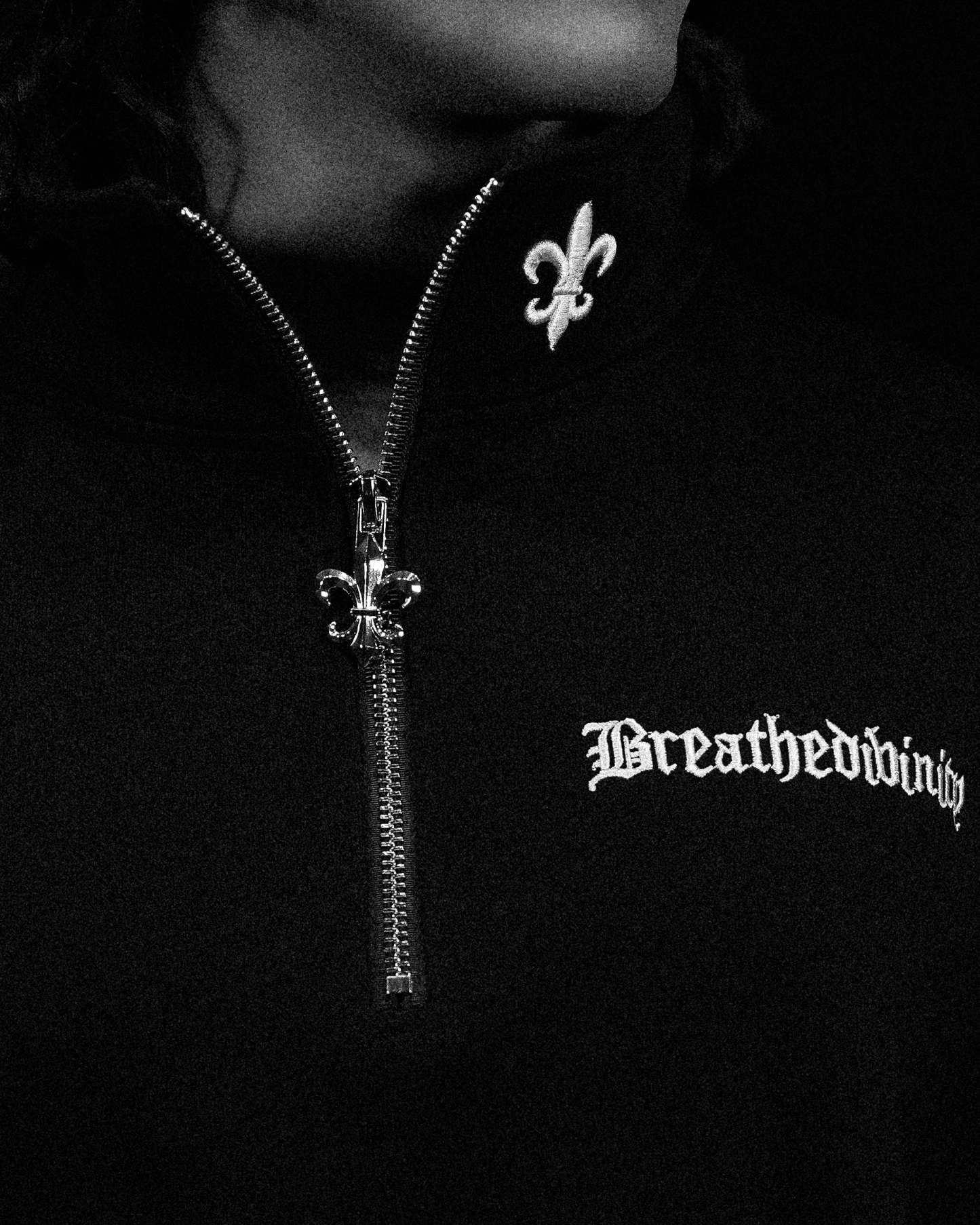 Elegant Quarter zip Crew neck [VOID BLACK]-Coordom