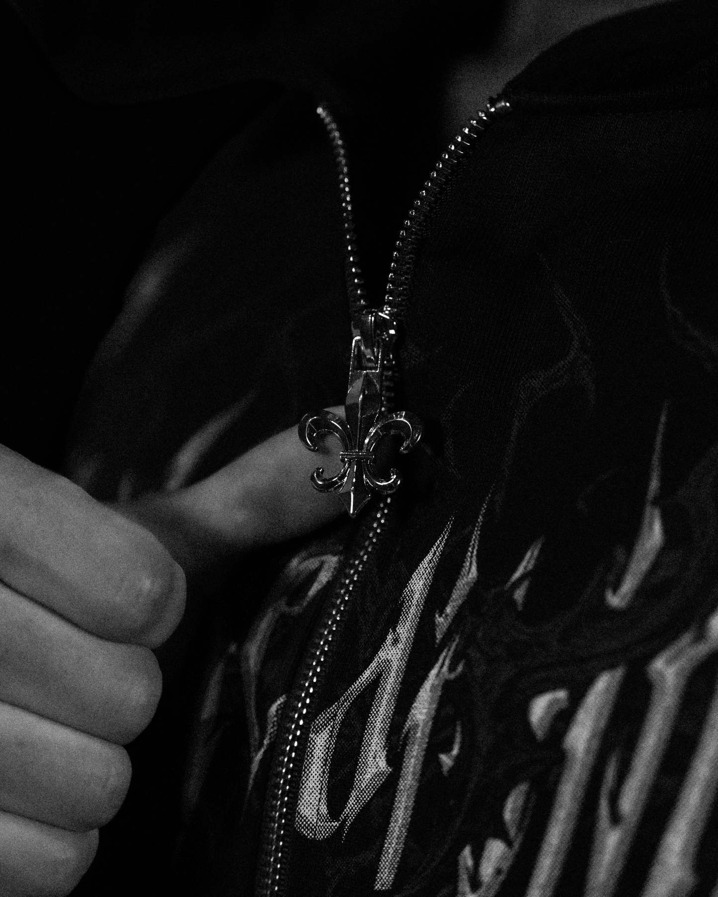 Heavenly Knight Oversized Zip-up Hoodie [MIDNIGHT]-Coordom