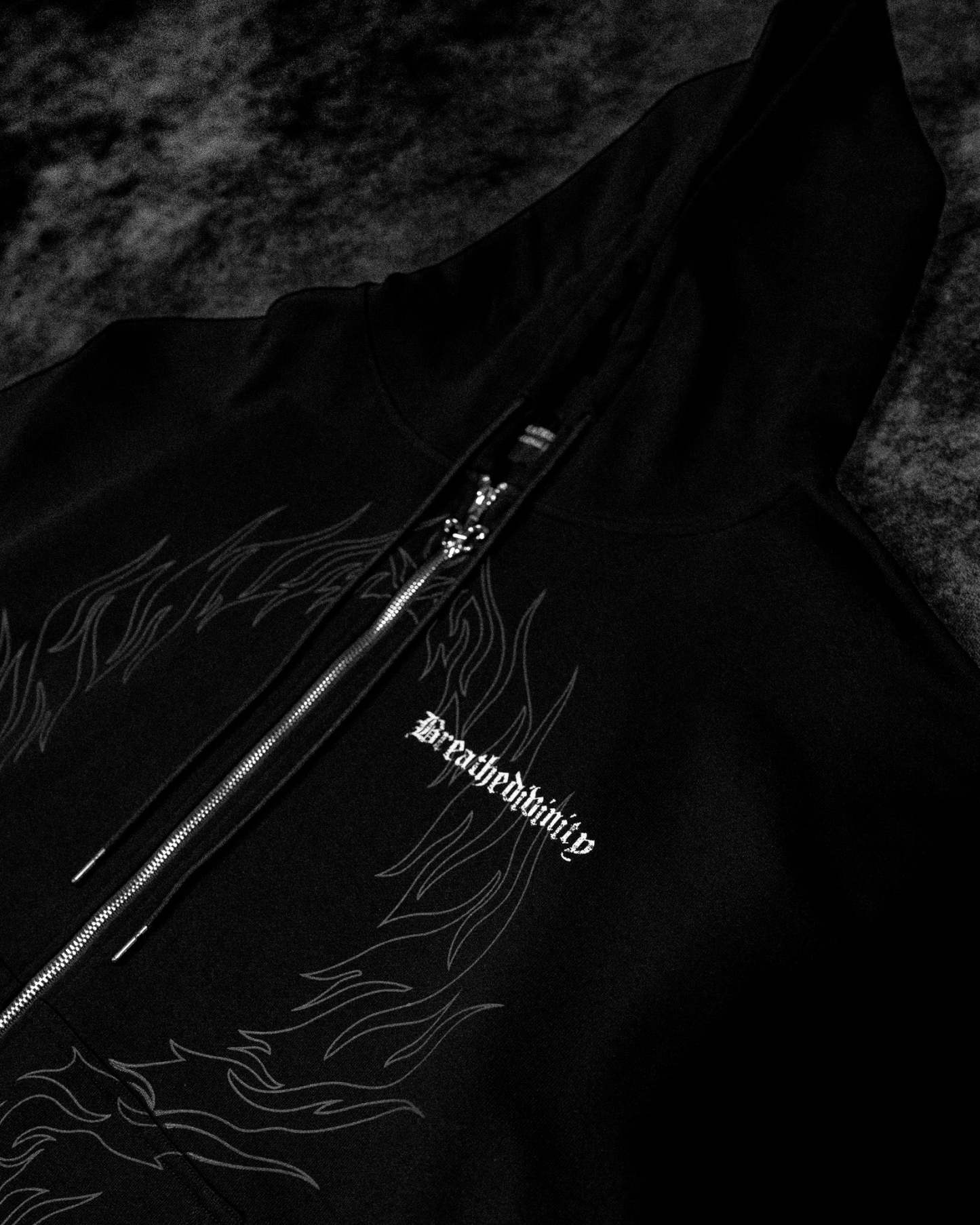Elegant Oversized Zip-up Hoodie [VOID BLACK]-Coordom